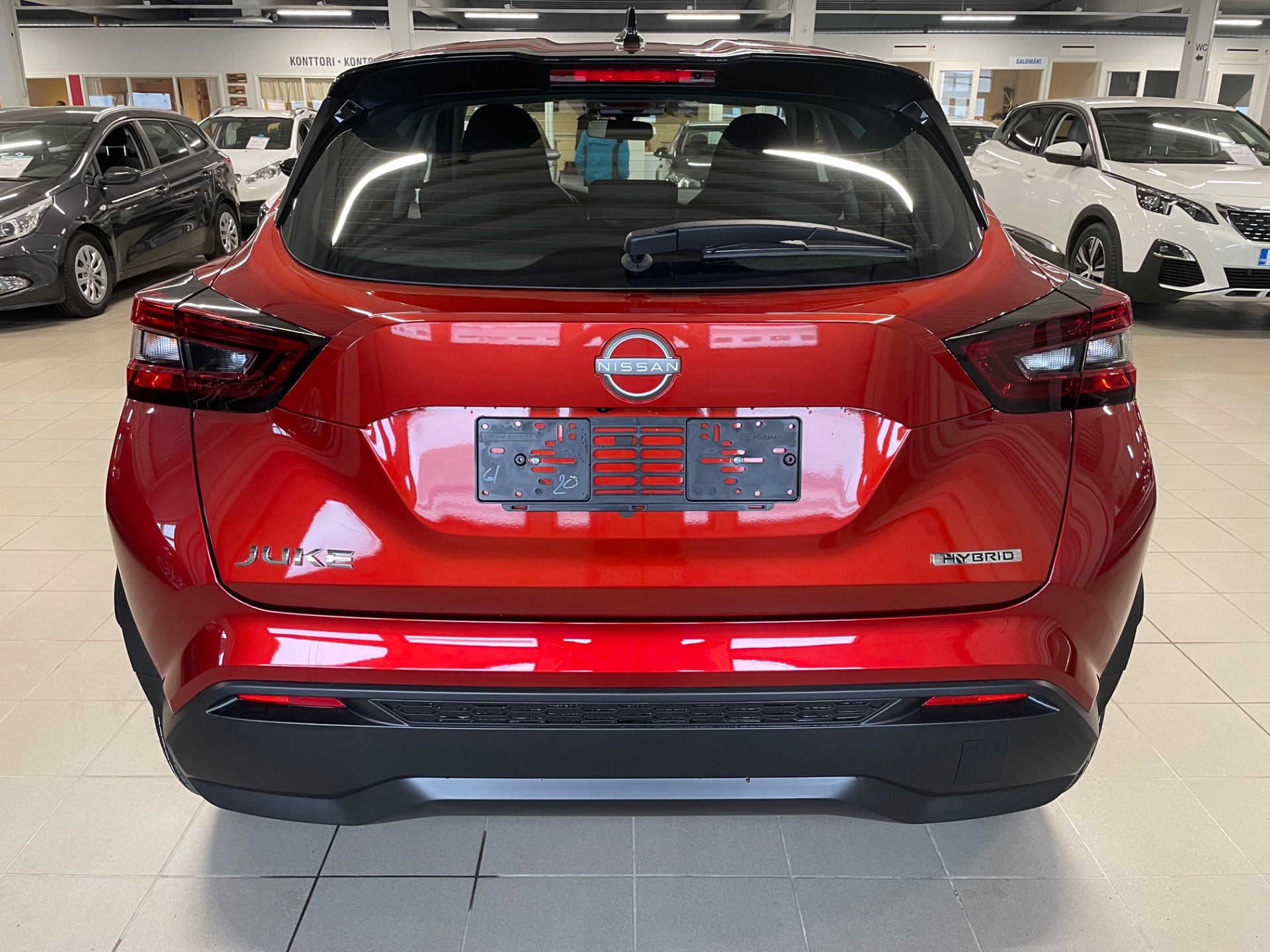 Nissan Juke DIG-T 143HP 4AMT Acenta HEV MY24 Summer / Hybrid Juke huikeaan kesähintaan
