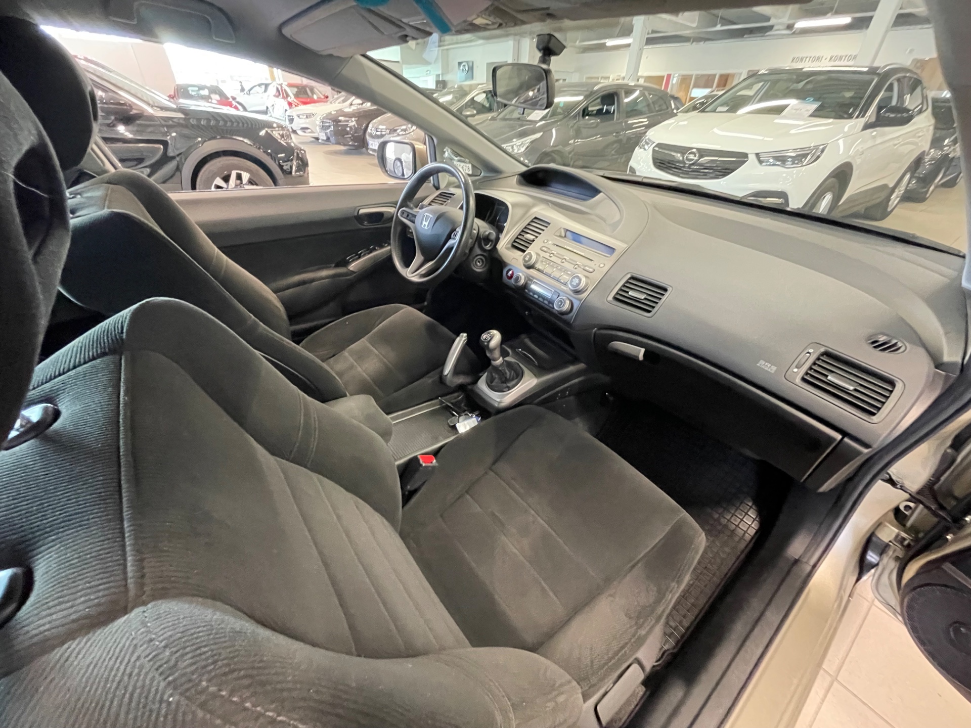 HONDA CIVIC 4D 1,8i Executive