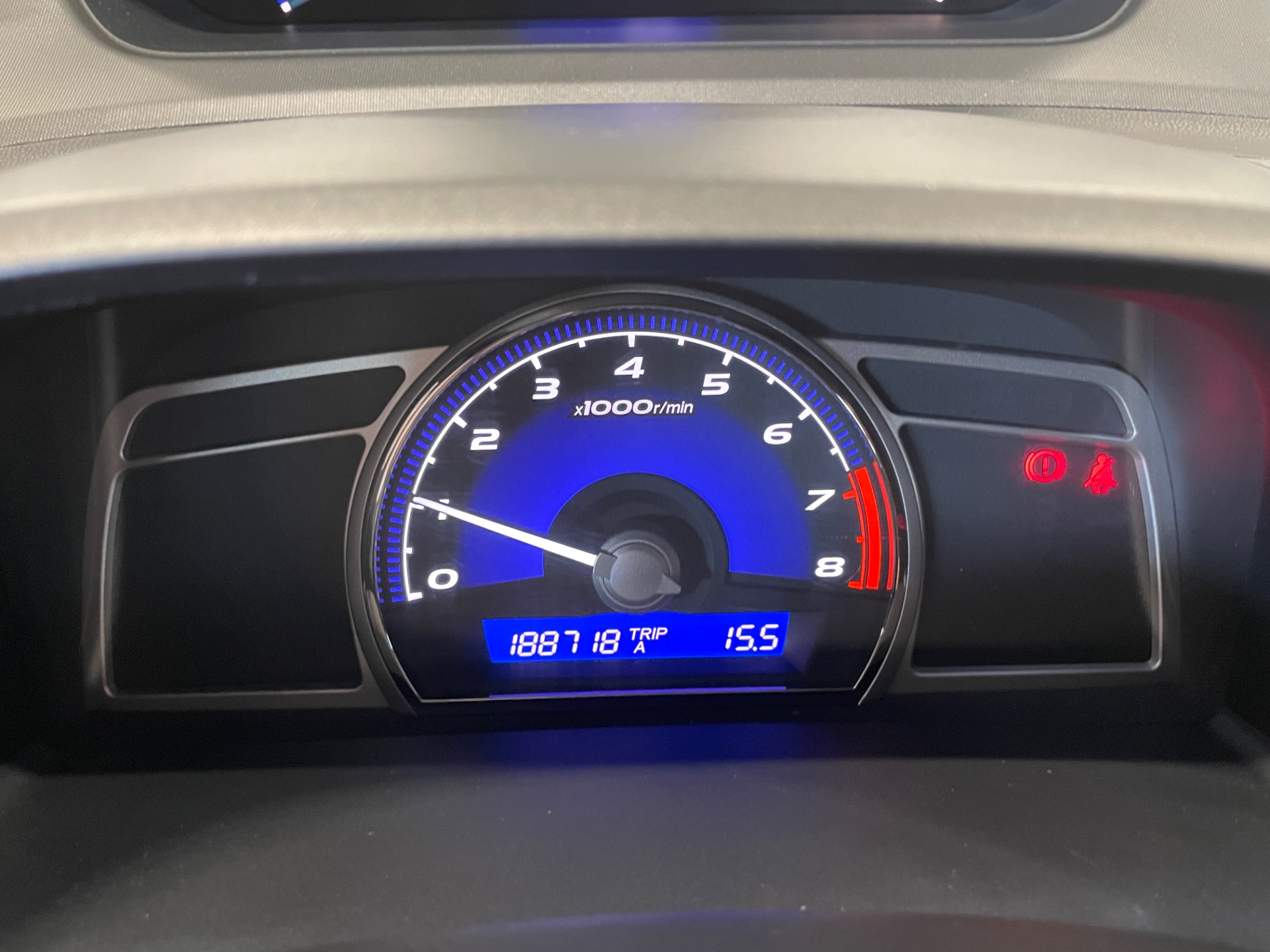 HONDA CIVIC 4D 1,8i Executive