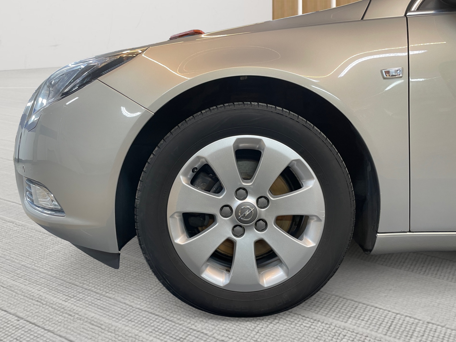 OPEL Insignia 9