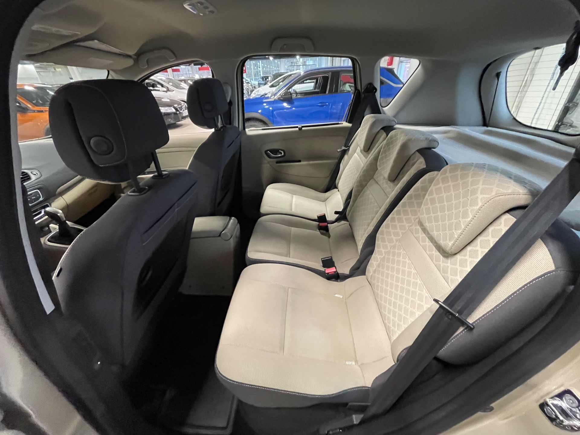RENAULT Scenic Expression 2,0 16V CVT