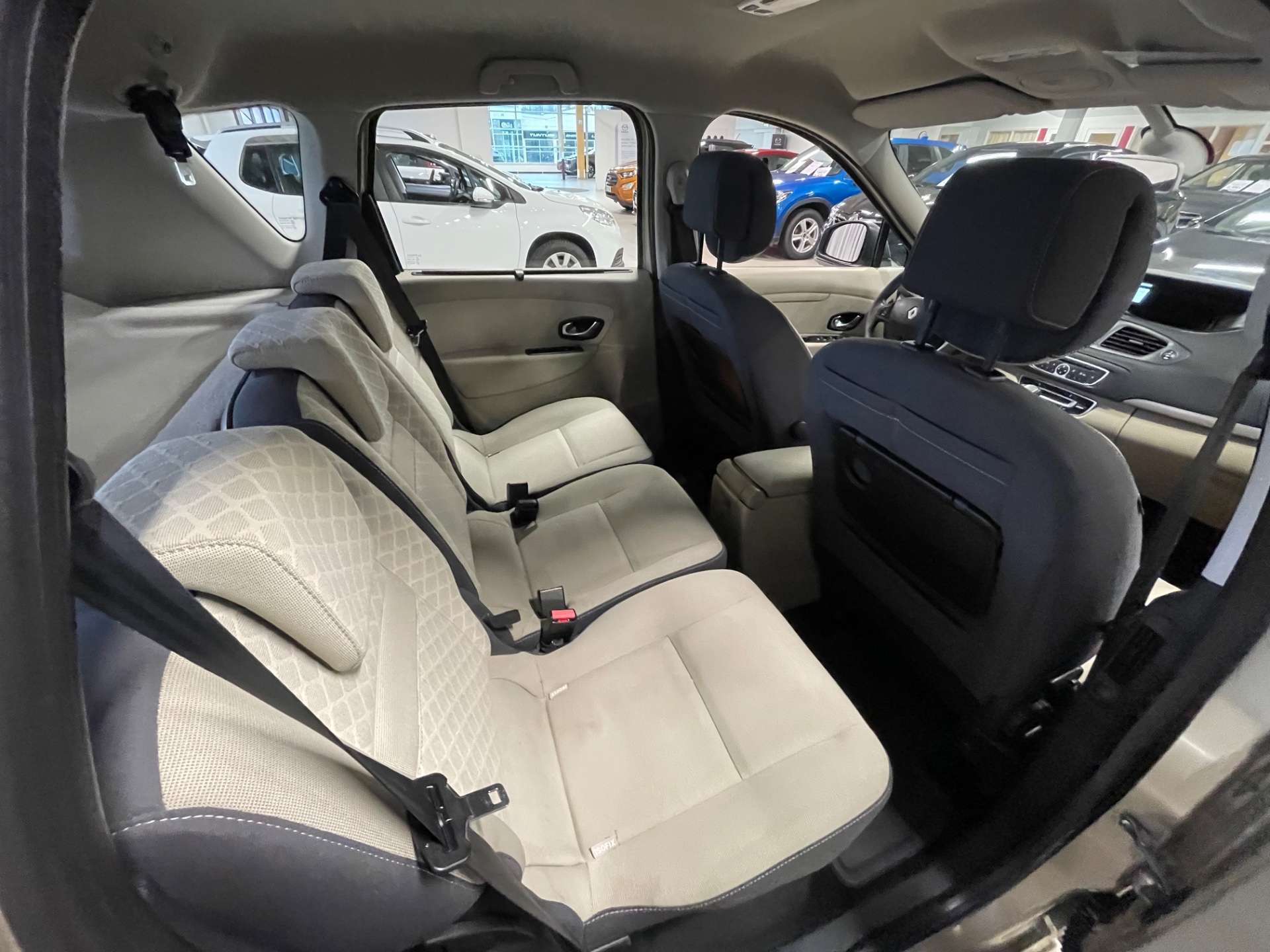 RENAULT Scenic Expression 2,0 16V CVT