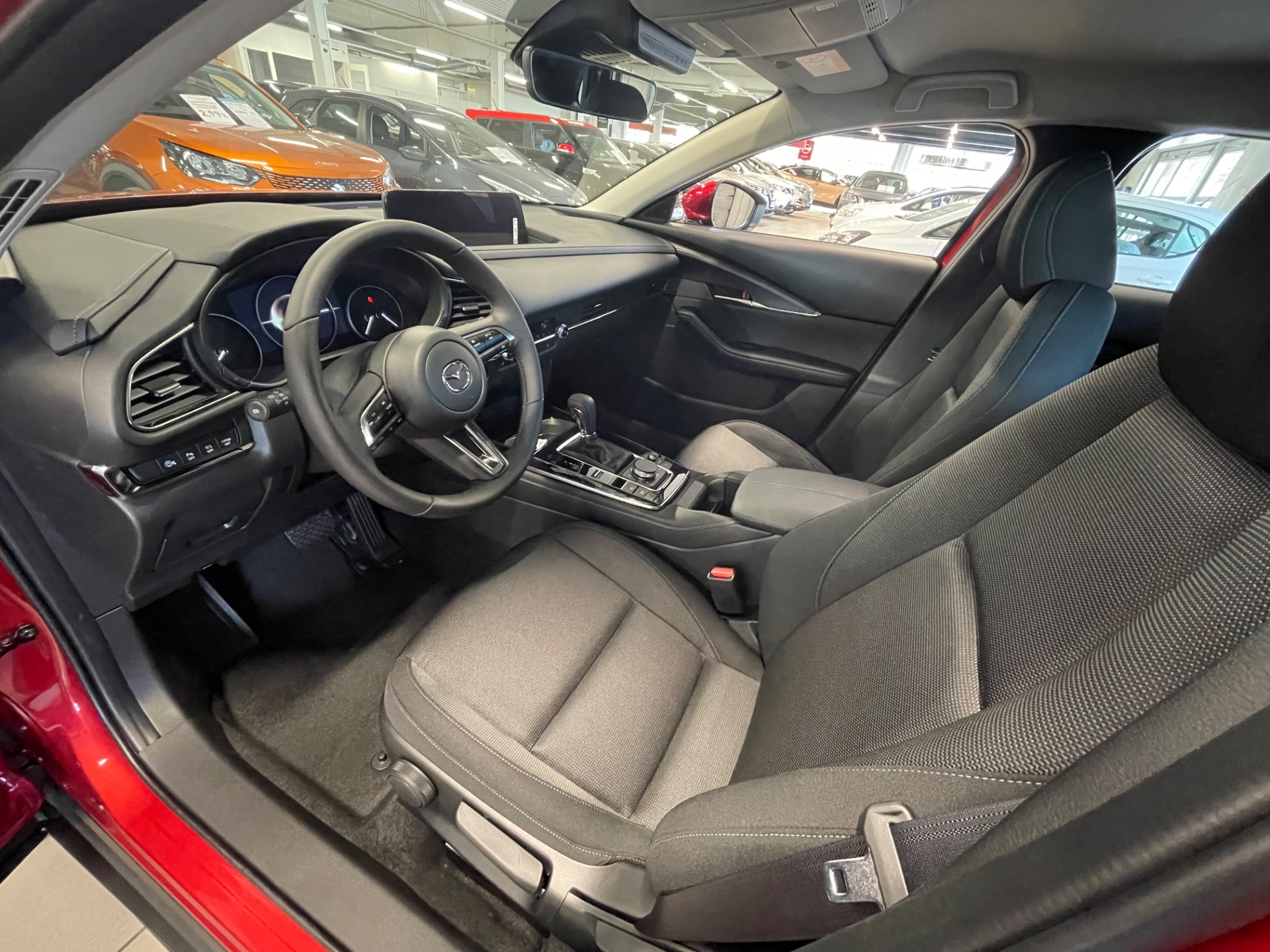 Mazda CX-30 2,5 M Hybrid e-Skyactiv G Centre-line AT 140hv