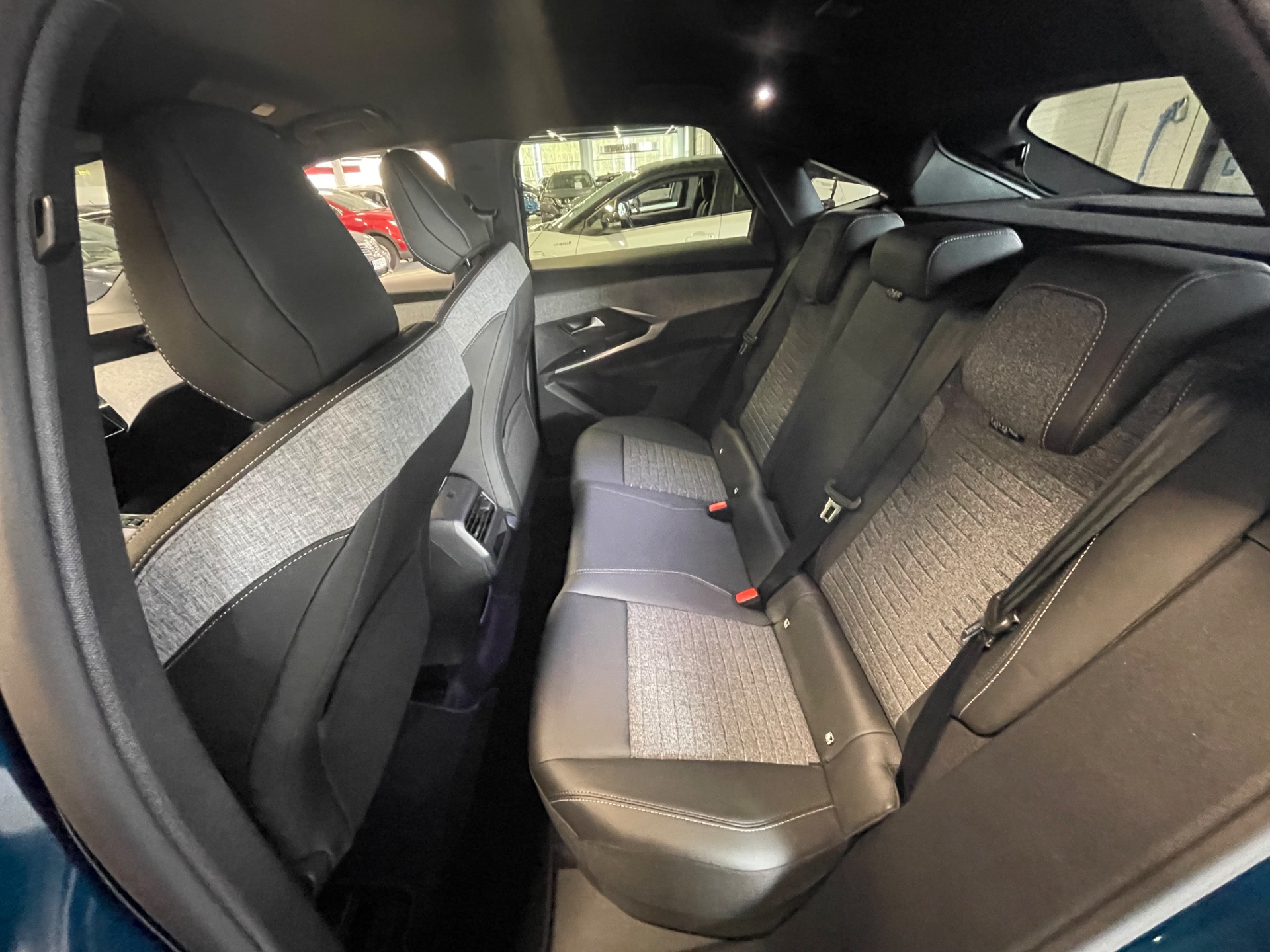 Peugeot 3008 Allure Edition Hybrid 145 Automaatti/ rahoitus 0% korko ja 0€ kulut