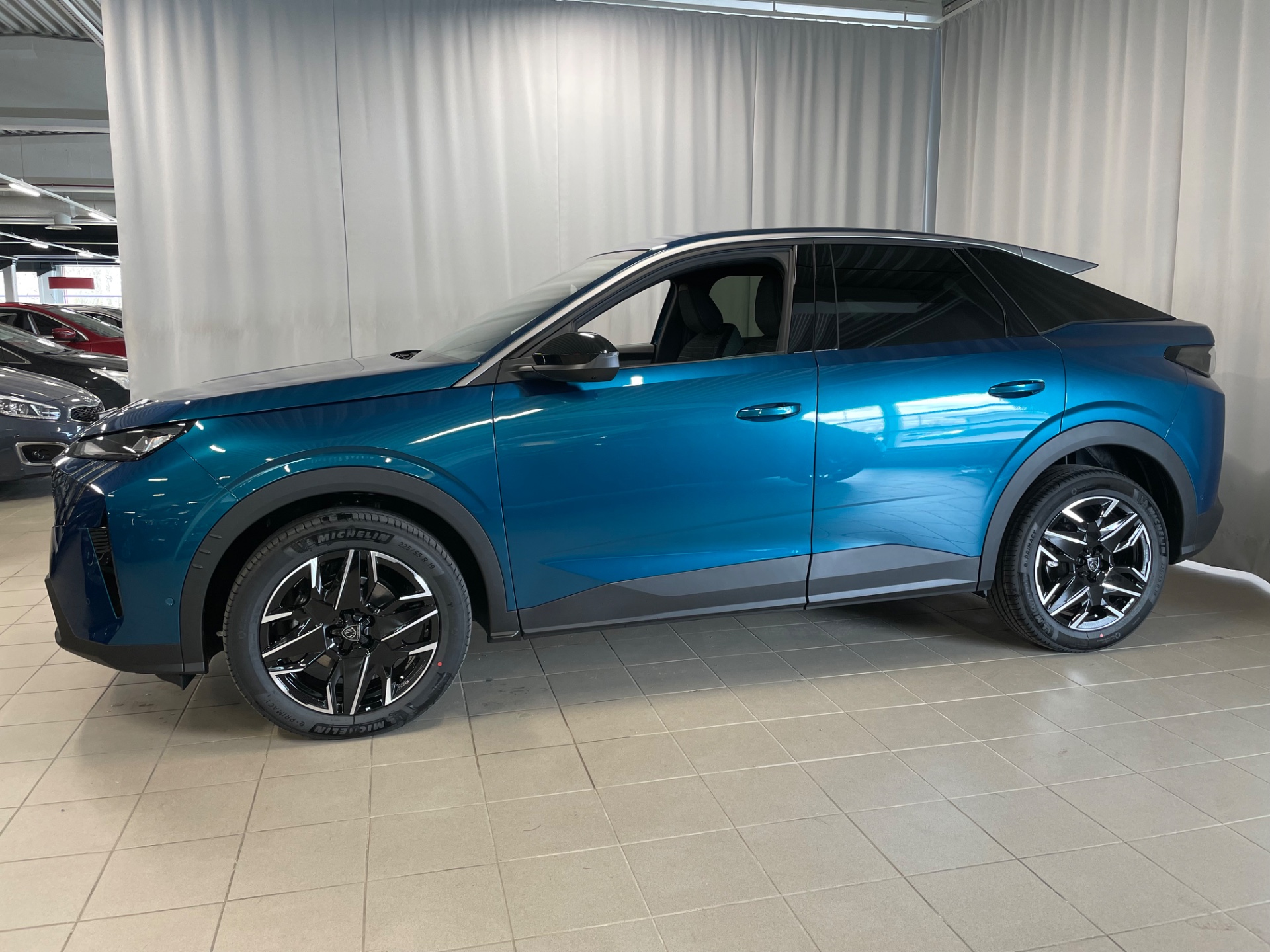 Peugeot 3008 Allure Edition Hybrid 145 Automaatti/ rahoitus 0% korko ja 0€ kulut