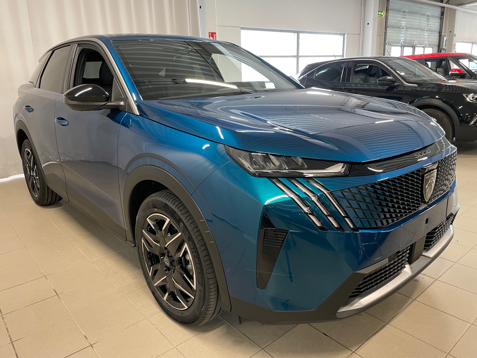 Peugeot 3008 Allure Edition Hybrid 145 Automaatti/ rahoitus 0% korko ja 0€ kulut