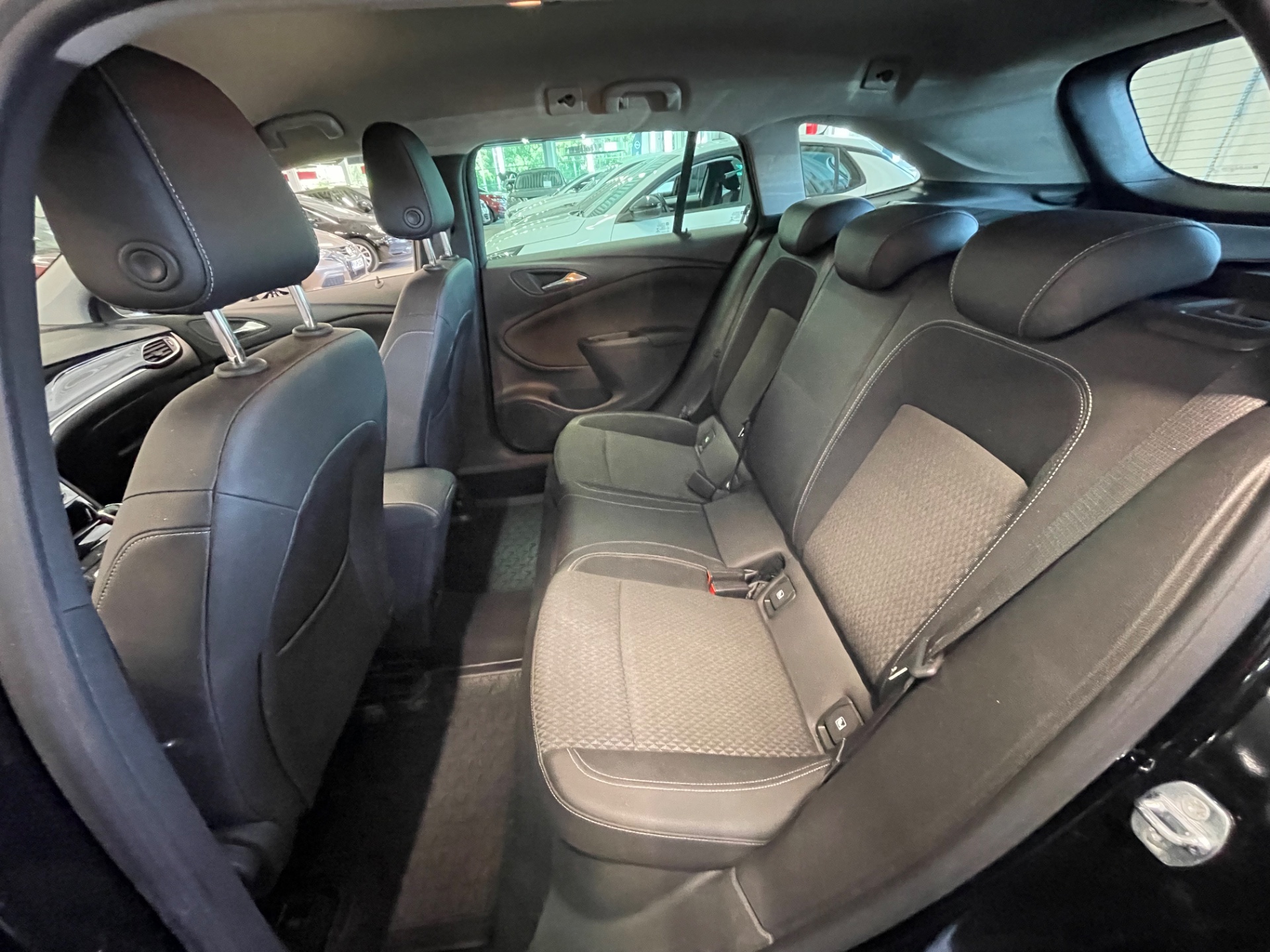 OPEL ASTRA Sports Tourer Innovation 1,0 Turbo Start/Stop 77kW ECT5 / Juuri huollettu