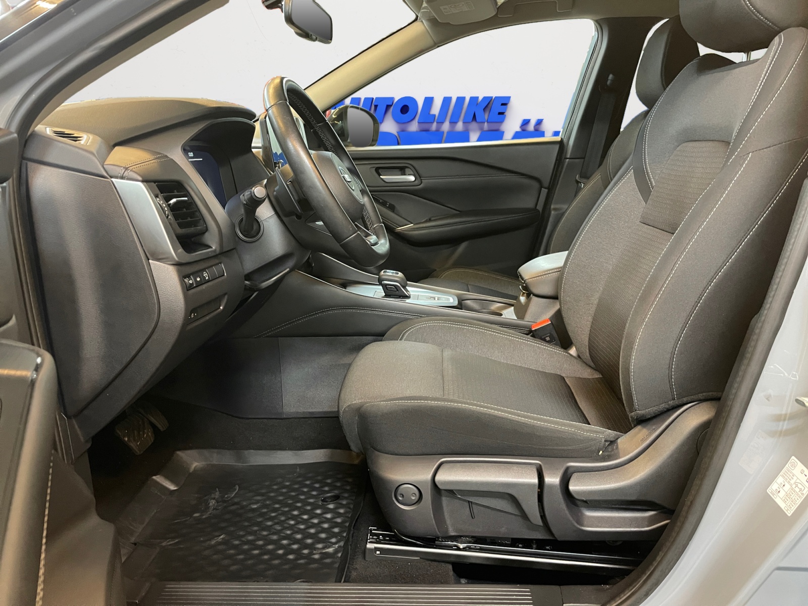 Nissan Qashqai 10