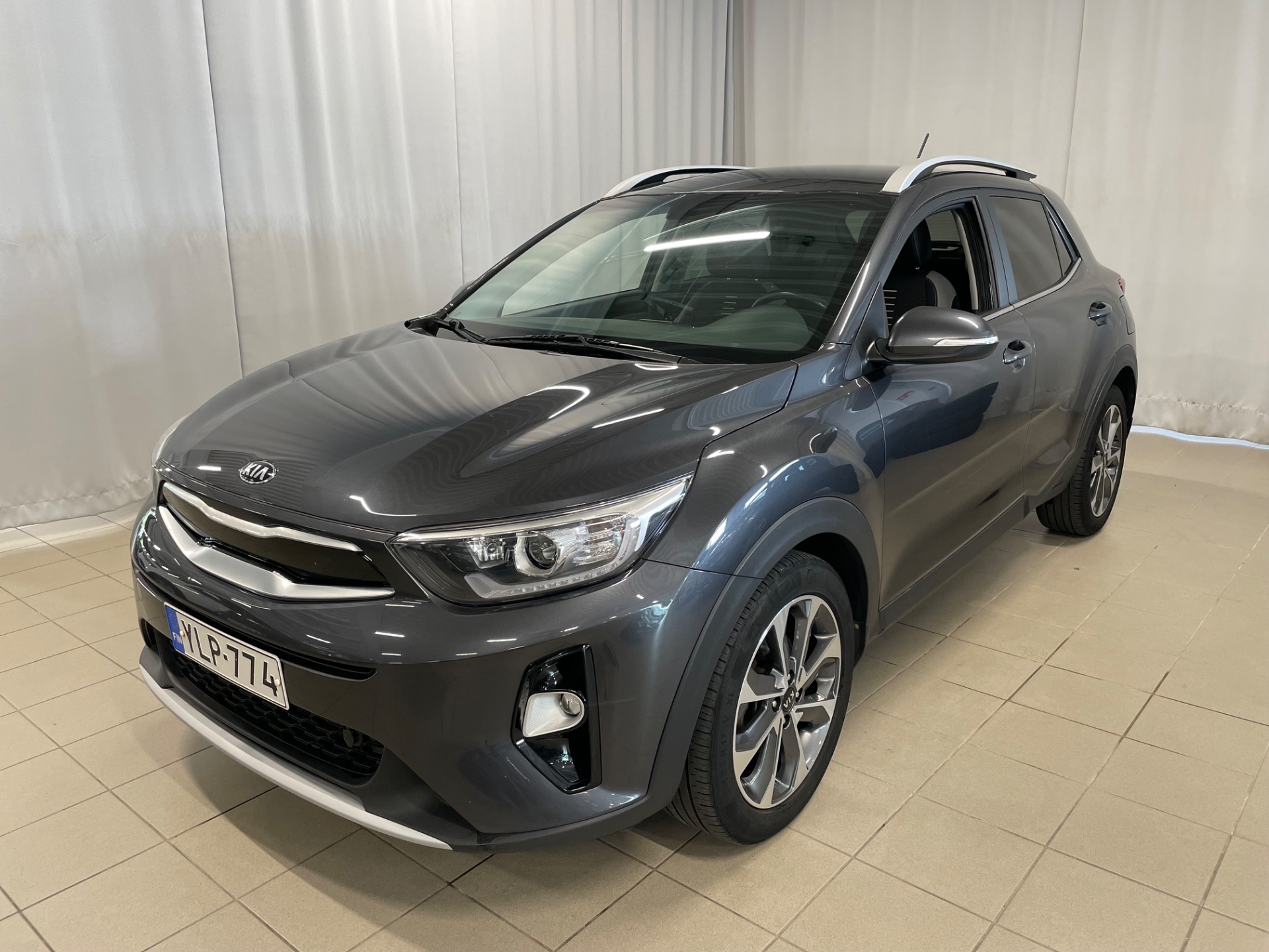 KIA Stonic 1,0 T-GDI ISG 100hv EX EcoDynamics / 1 Omistaja / Täydellinen merkkiliikkeen huoltokirja