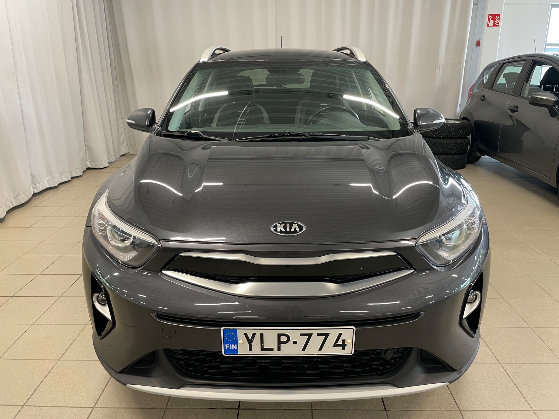 KIA Stonic 1,0 T-GDI ISG 100hv EX EcoDynamics / 1 Omistaja / Täydellinen merkkiliikkeen huoltokirja