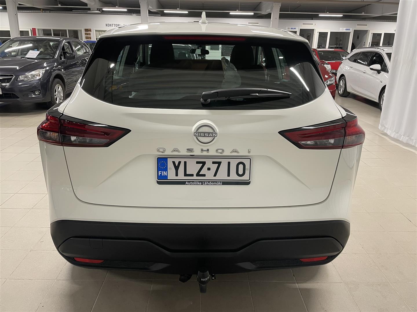 NISSAN QASHQAI MHEV 158 Xtronic 2WD Acenta / Vetokoukku / Moottori- ja sisätilalämmitin / Adapt. vakkari