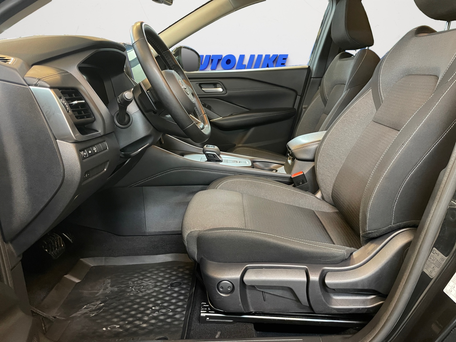 Nissan Qashqai 10