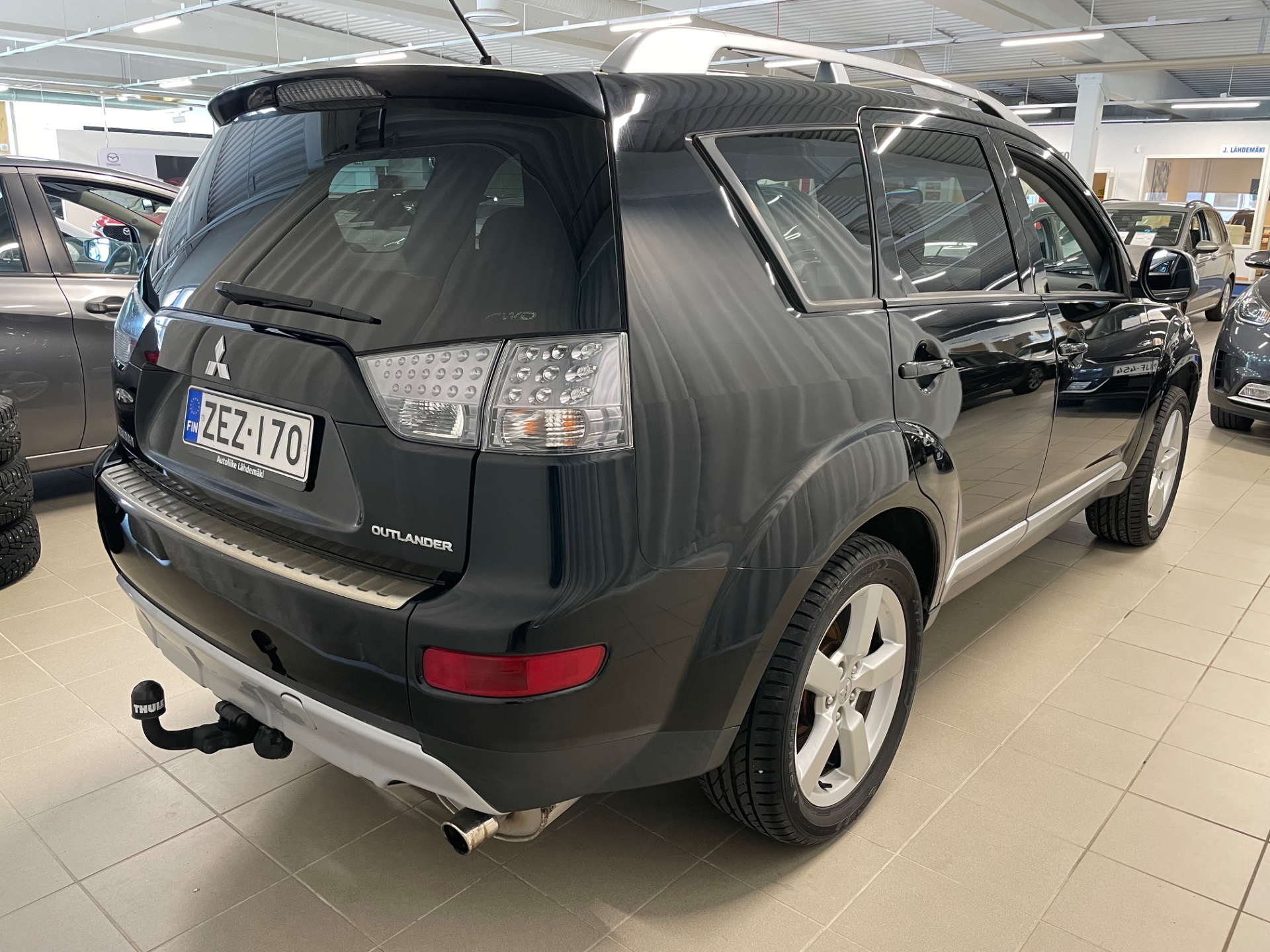 MITSUBISHI Outlander 2,4 MIVEC Intense MT Business