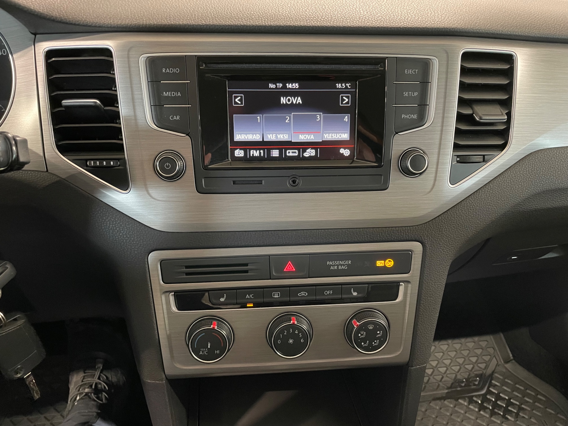VOLKSWAGEN Golf Sportsvan Comfortline 1,2 TSI 81 kW (110 hv) DSG-automaatti / Siistikuntoinen / Jakohihna vaihdettu /