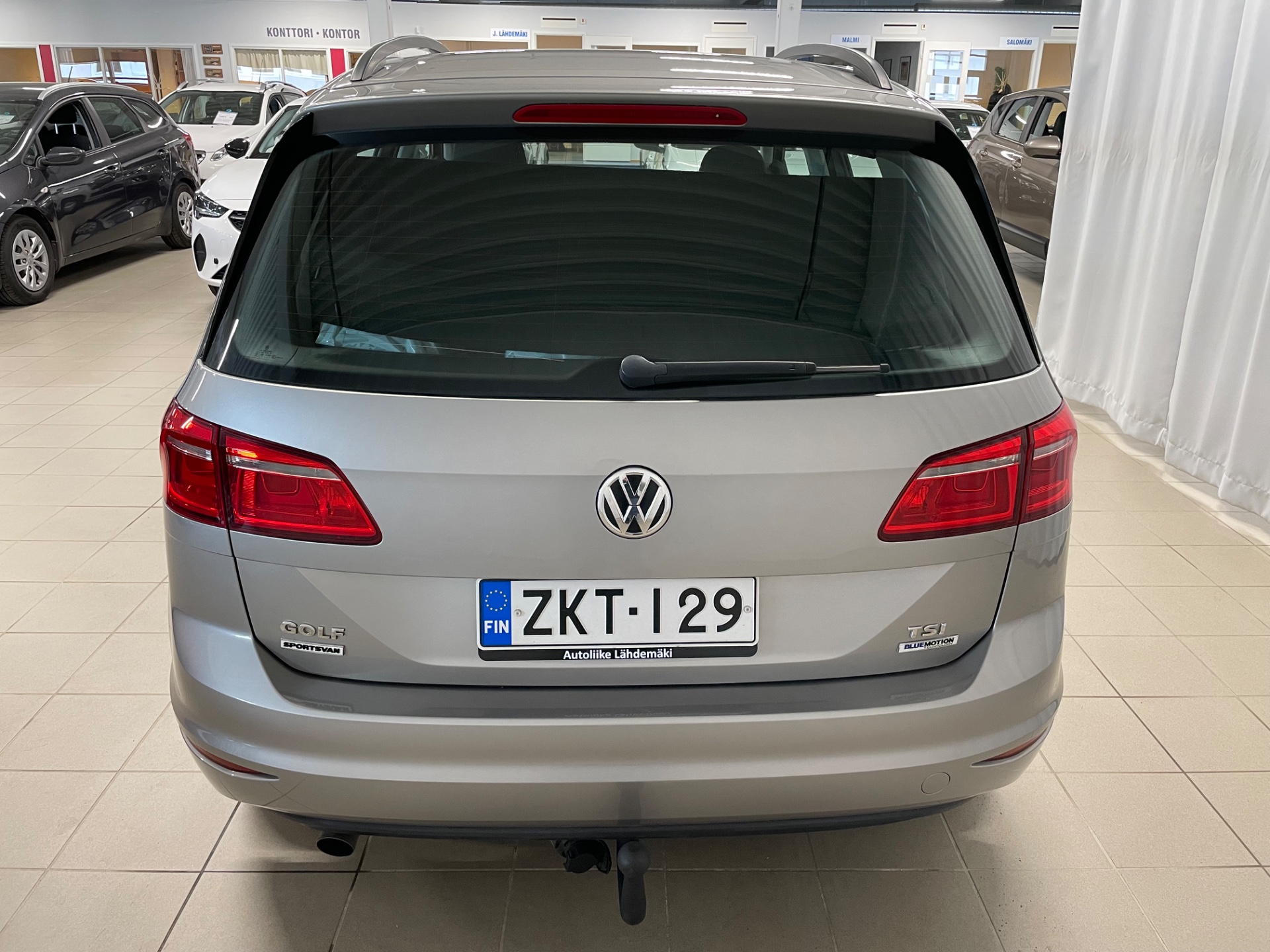VOLKSWAGEN Golf Sportsvan Comfortline 1,2 TSI 81 kW (110 hv) DSG-automaatti / Siistikuntoinen / Jakohihna vaihdettu /