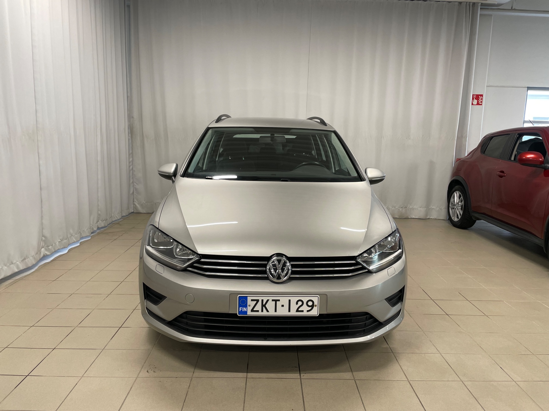 VOLKSWAGEN Golf Sportsvan Comfortline 1,2 TSI 81 kW (110 hv) DSG-automaatti / Siistikuntoinen / Jakohihna vaihdettu /