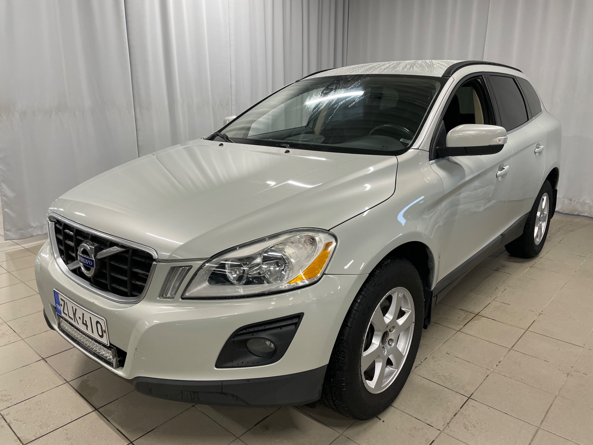 VOLVO XC60 D5 AWD Momentum aut