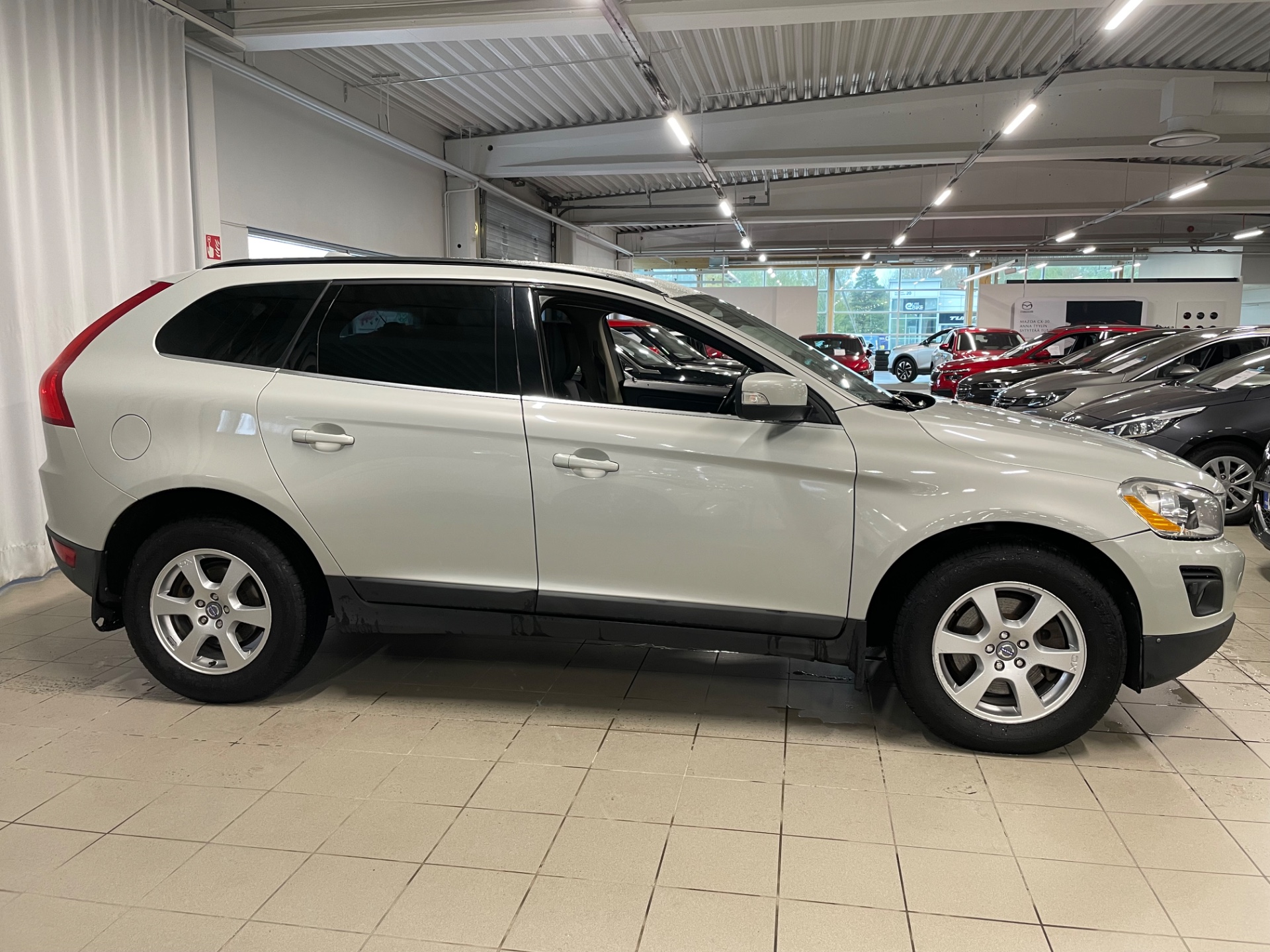VOLVO XC60 D5 AWD Momentum aut