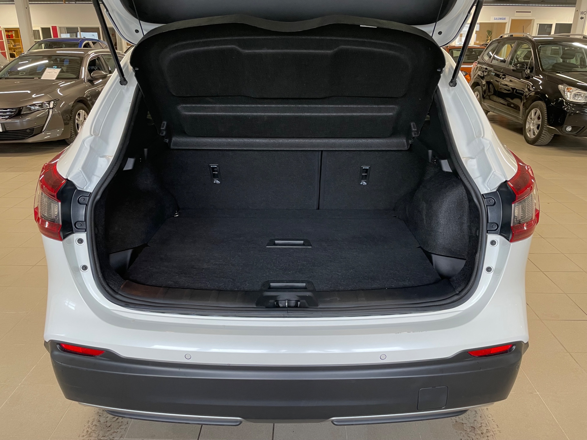Nissan Qashqai DIG-T 160 N-Connecta 2WD DCT Roof Pack