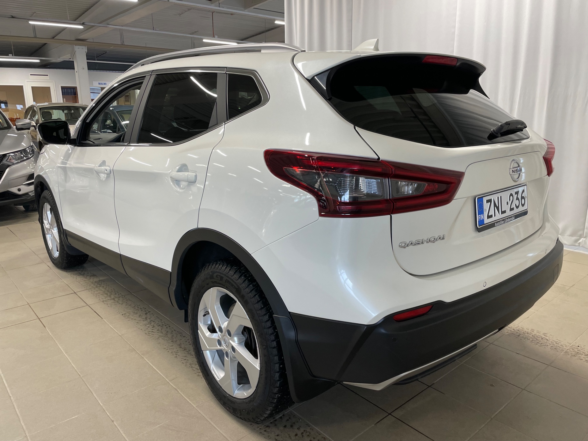 Nissan Qashqai DIG-T 160 N-Connecta 2WD DCT Roof Pack