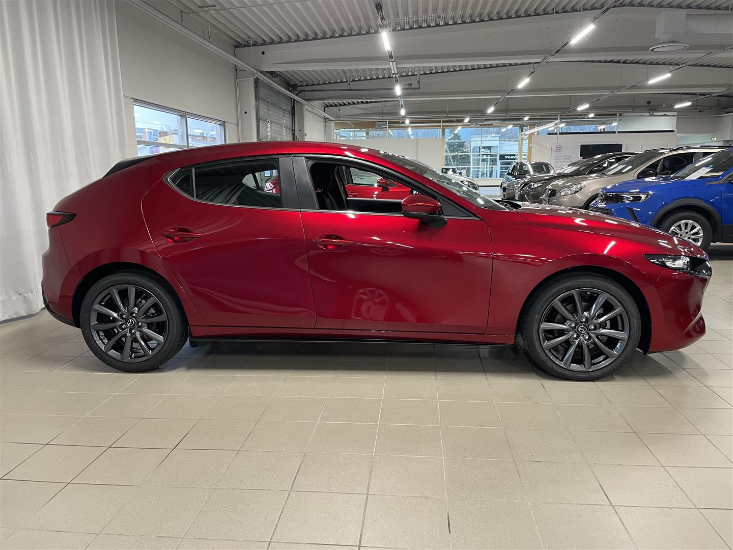 Mazda Mazda3 Hatchback 2.5 M Hybrid e-Skyactiv G Centre-line AT 140hv