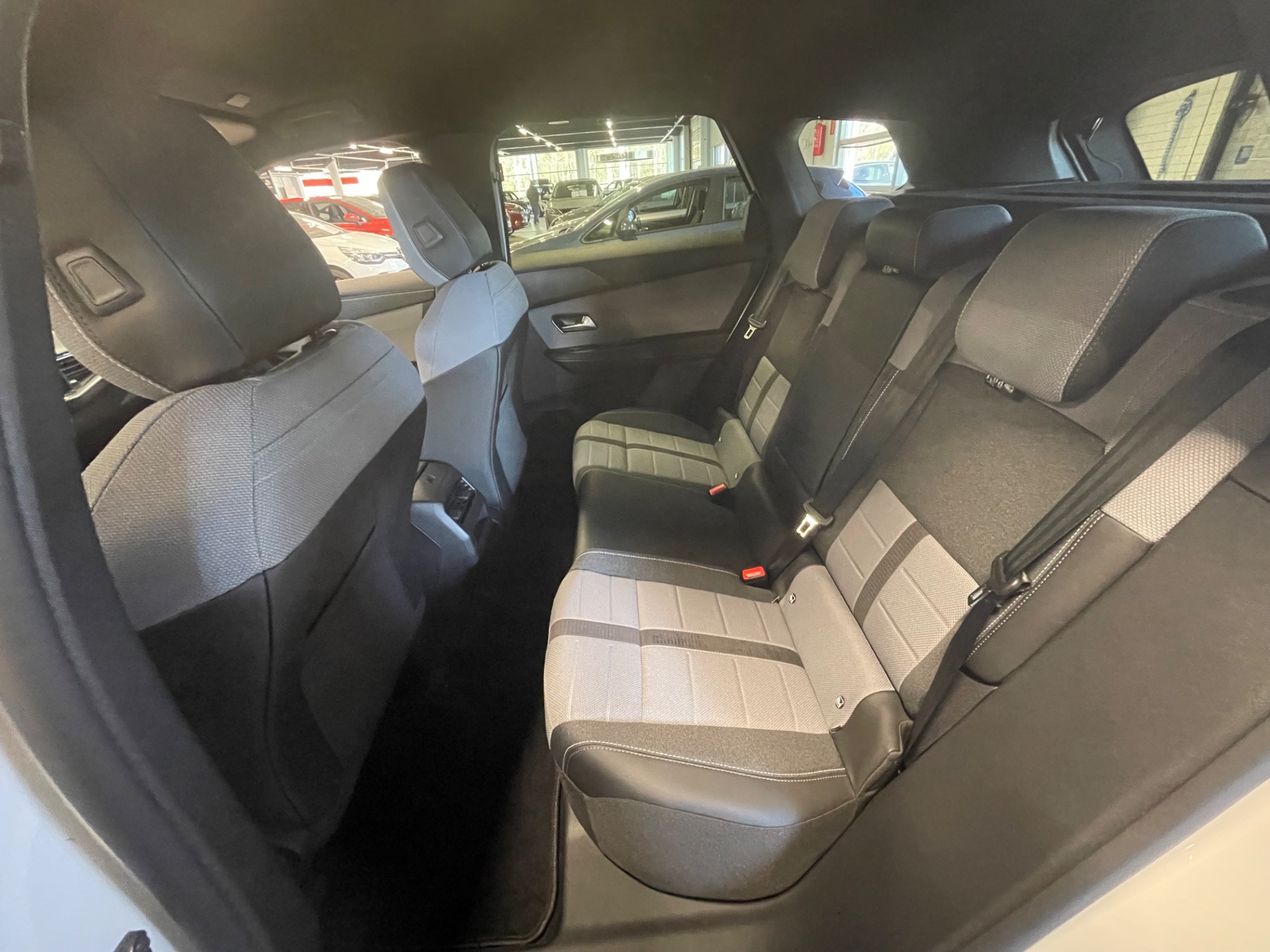 Opel Grandland 10
