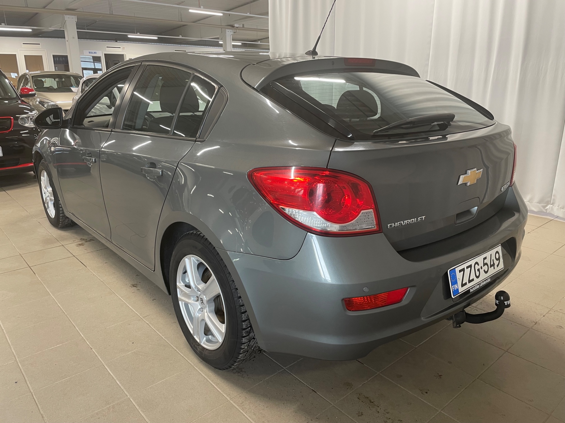 CHEVROLET Cruze 5-ov LT 1,6 91kW MT5 / Hyvin huollettu / Siisti kuntoinen