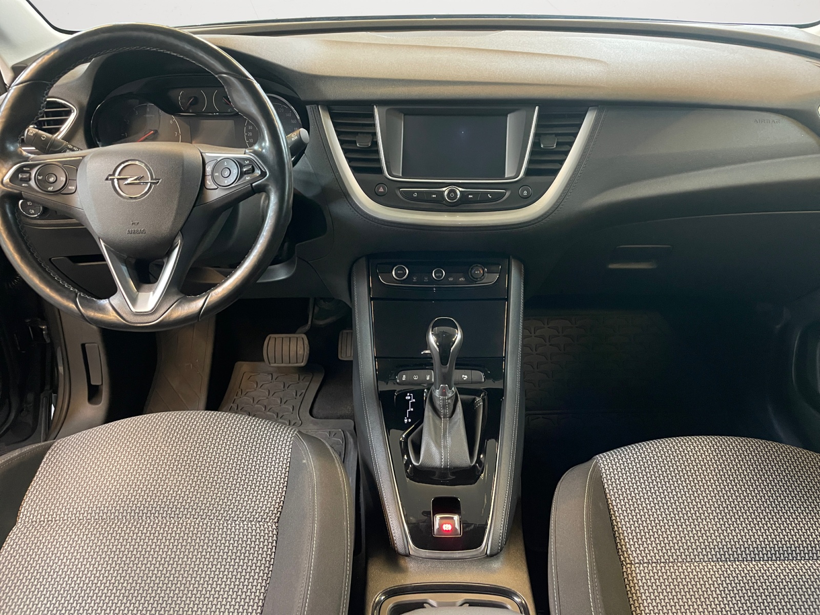 OPEL GRANDLAND X 12
