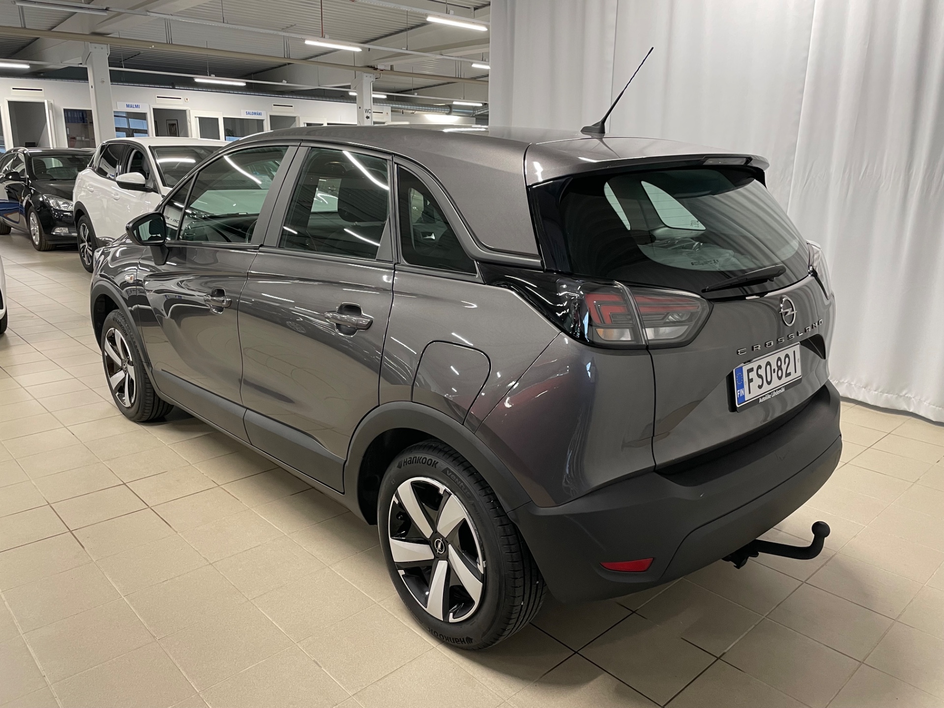 OPEL Crossland Comfort 130 Turbo A / Vetokoukku /Lämmitettävä tuulilasi ja ratti