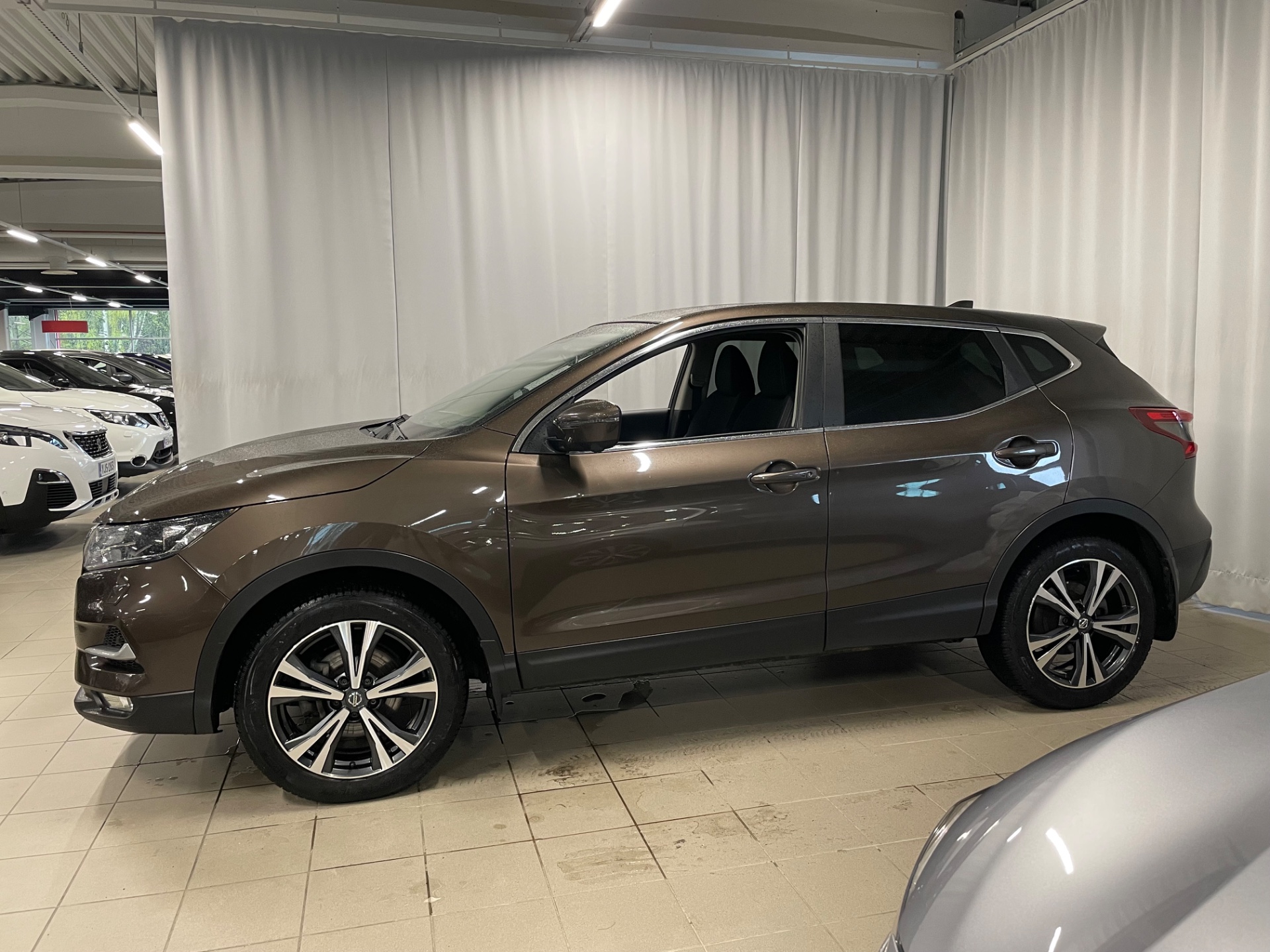 NISSAN QASHQAI DIG-T 115 N-Connecta 2WD Xtronic PFEB