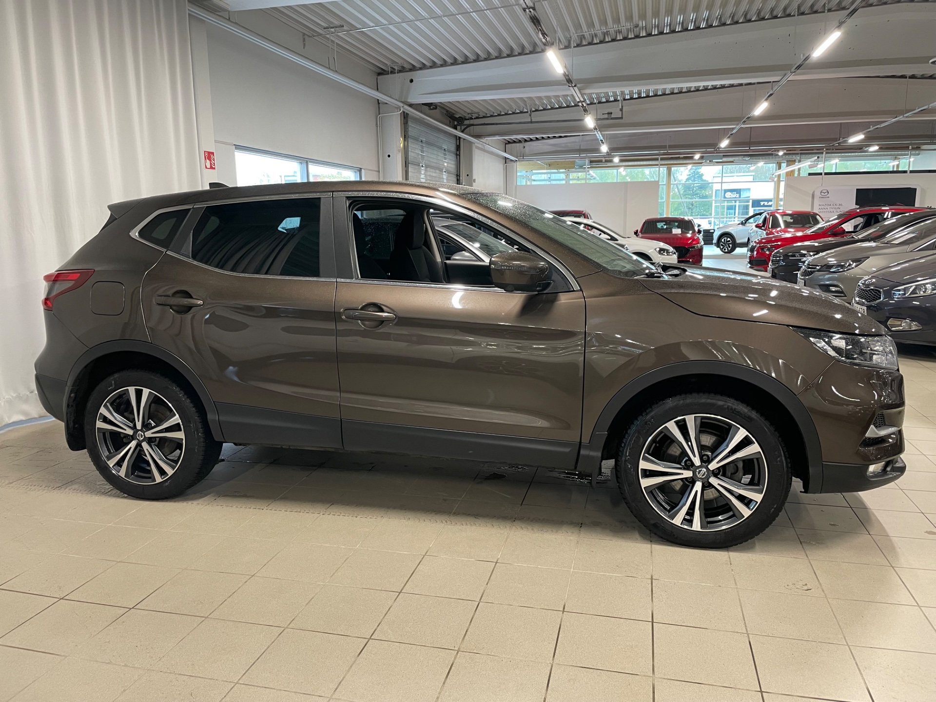 NISSAN QASHQAI DIG-T 115 N-Connecta 2WD Xtronic PFEB