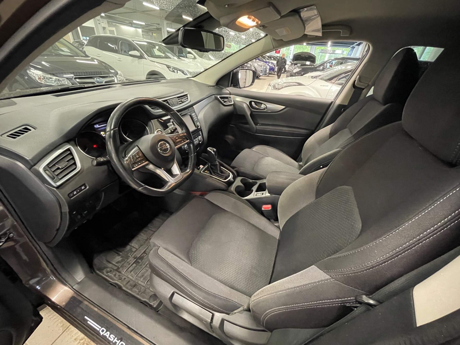 NISSAN QASHQAI DIG-T 115 N-Connecta 2WD Xtronic PFEB