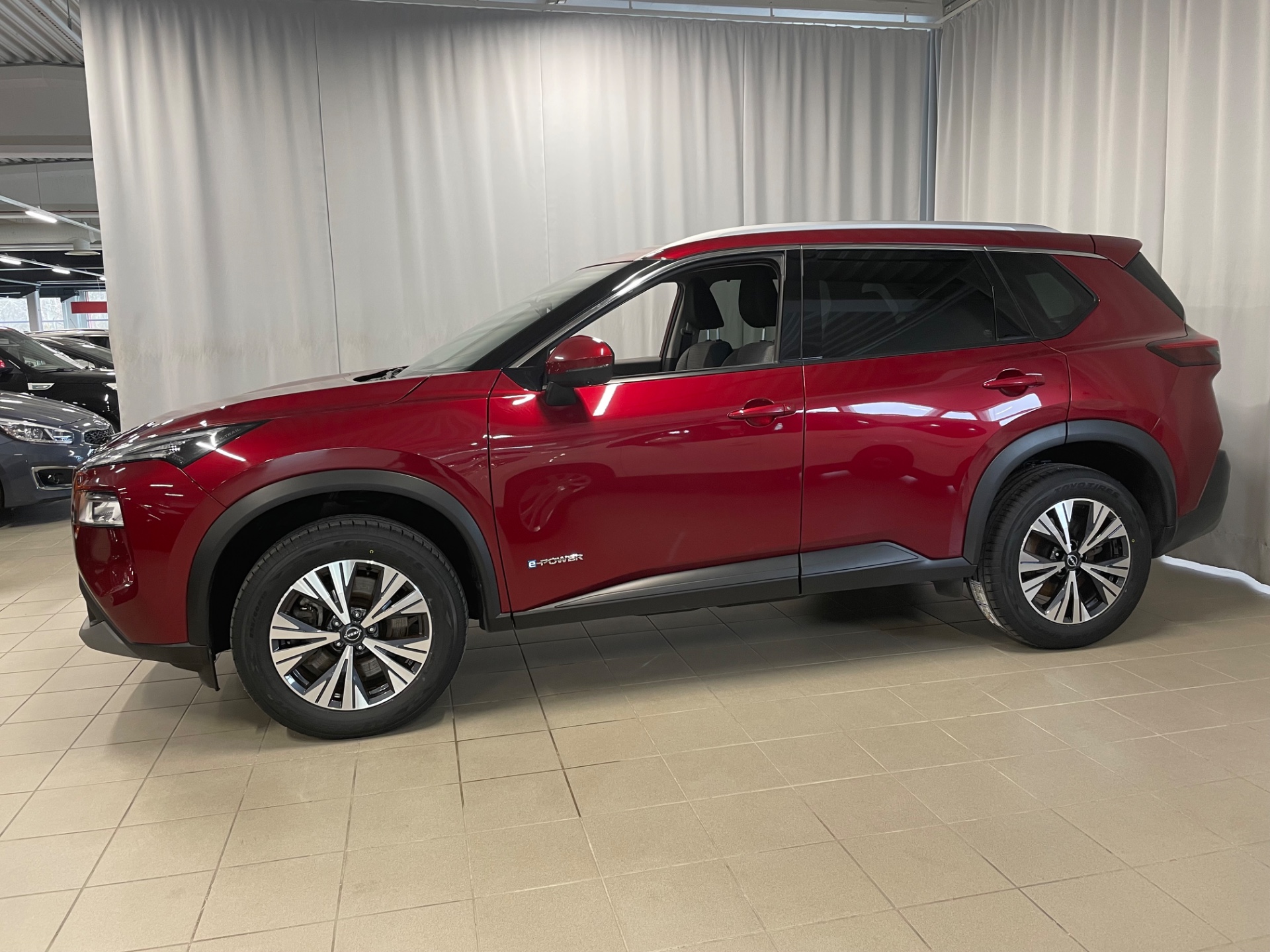 NISSAN X-TRAIL e-4orce N-Connecta 5ST / Korkotarjous 2,99% + kulut