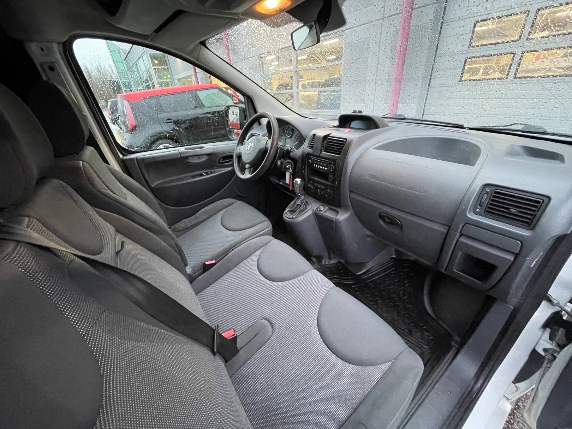 TOYOTA PROACE 10