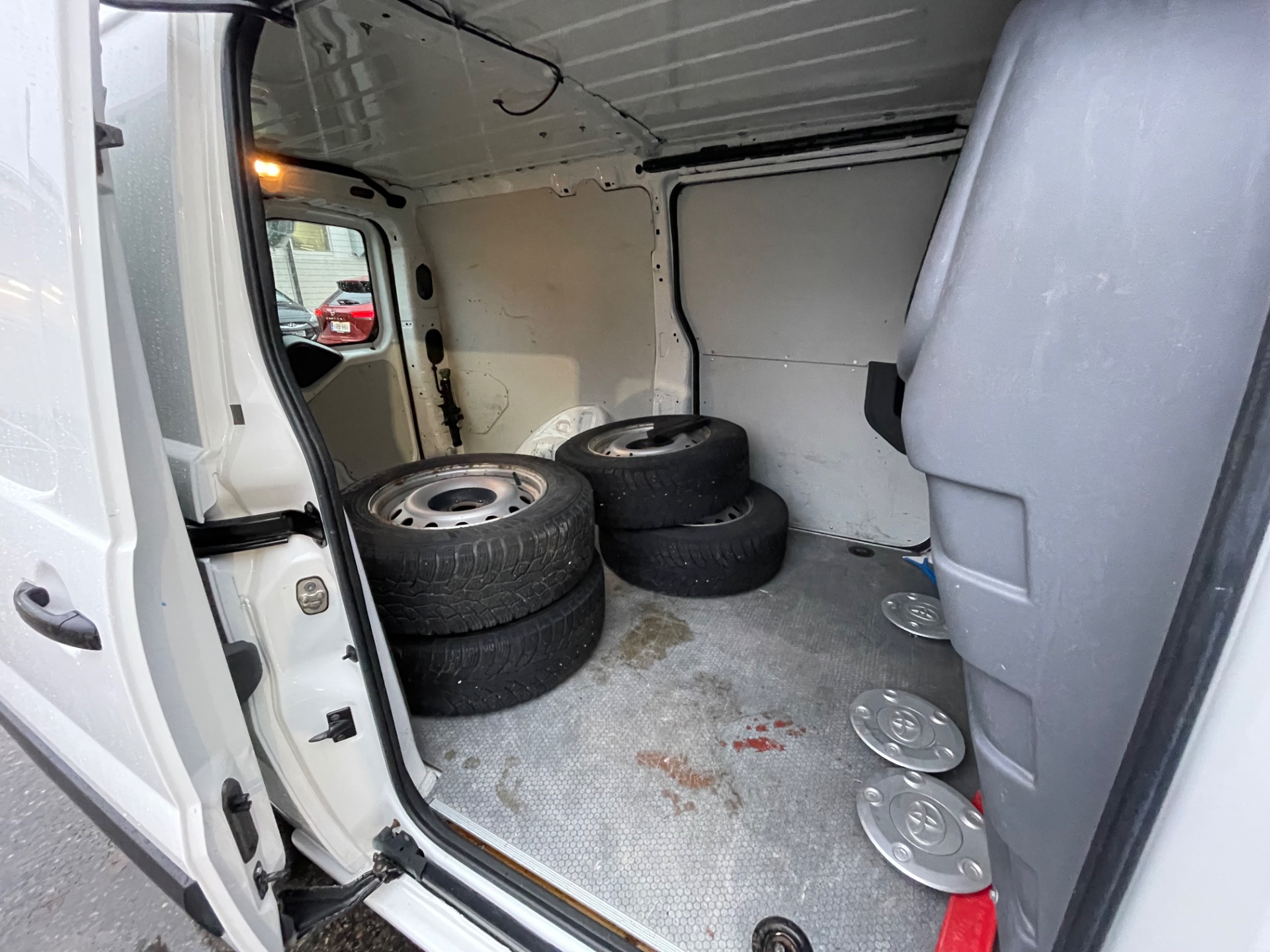 TOYOTA PROACE 13