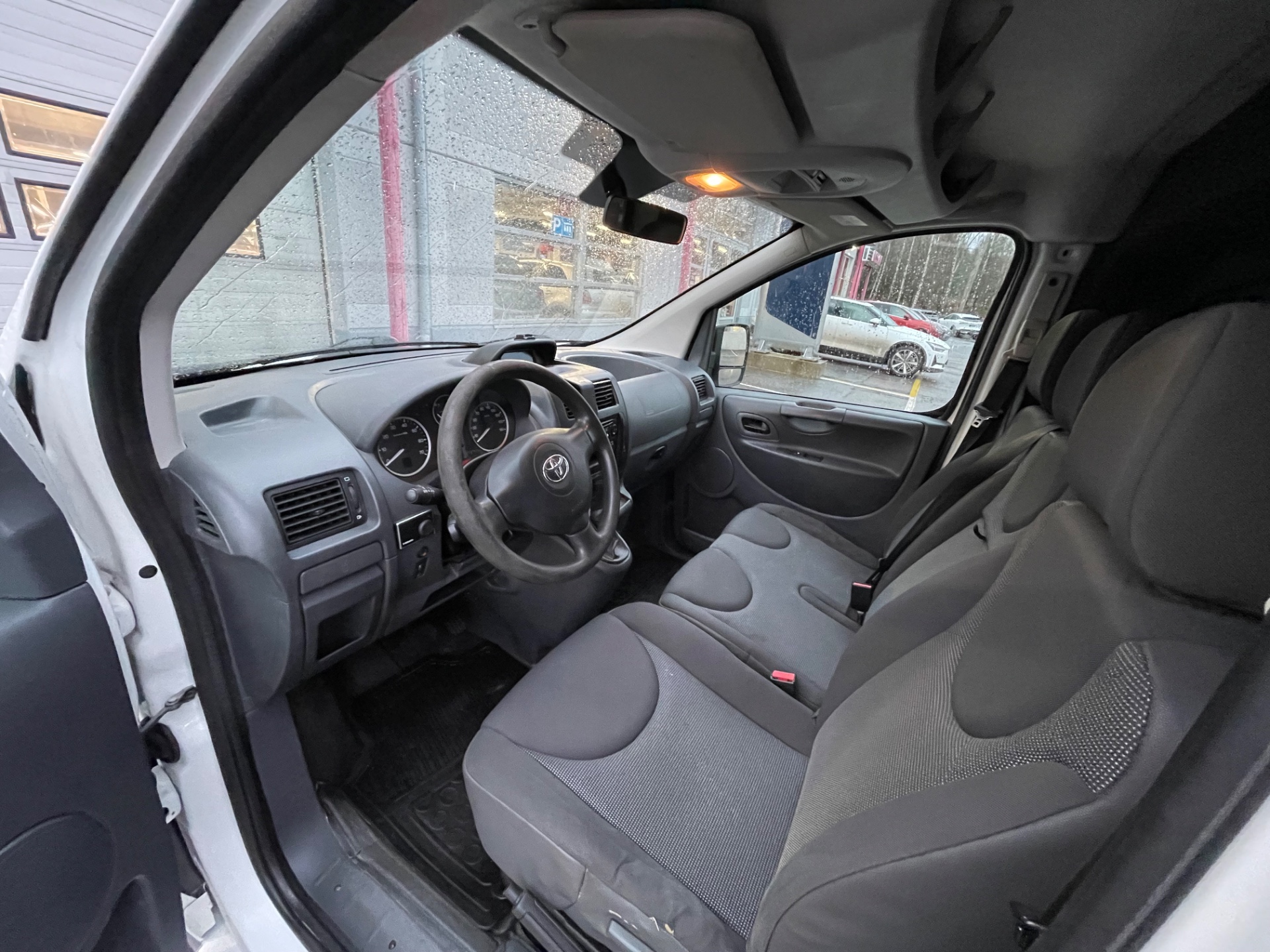 TOYOTA PROACE 9