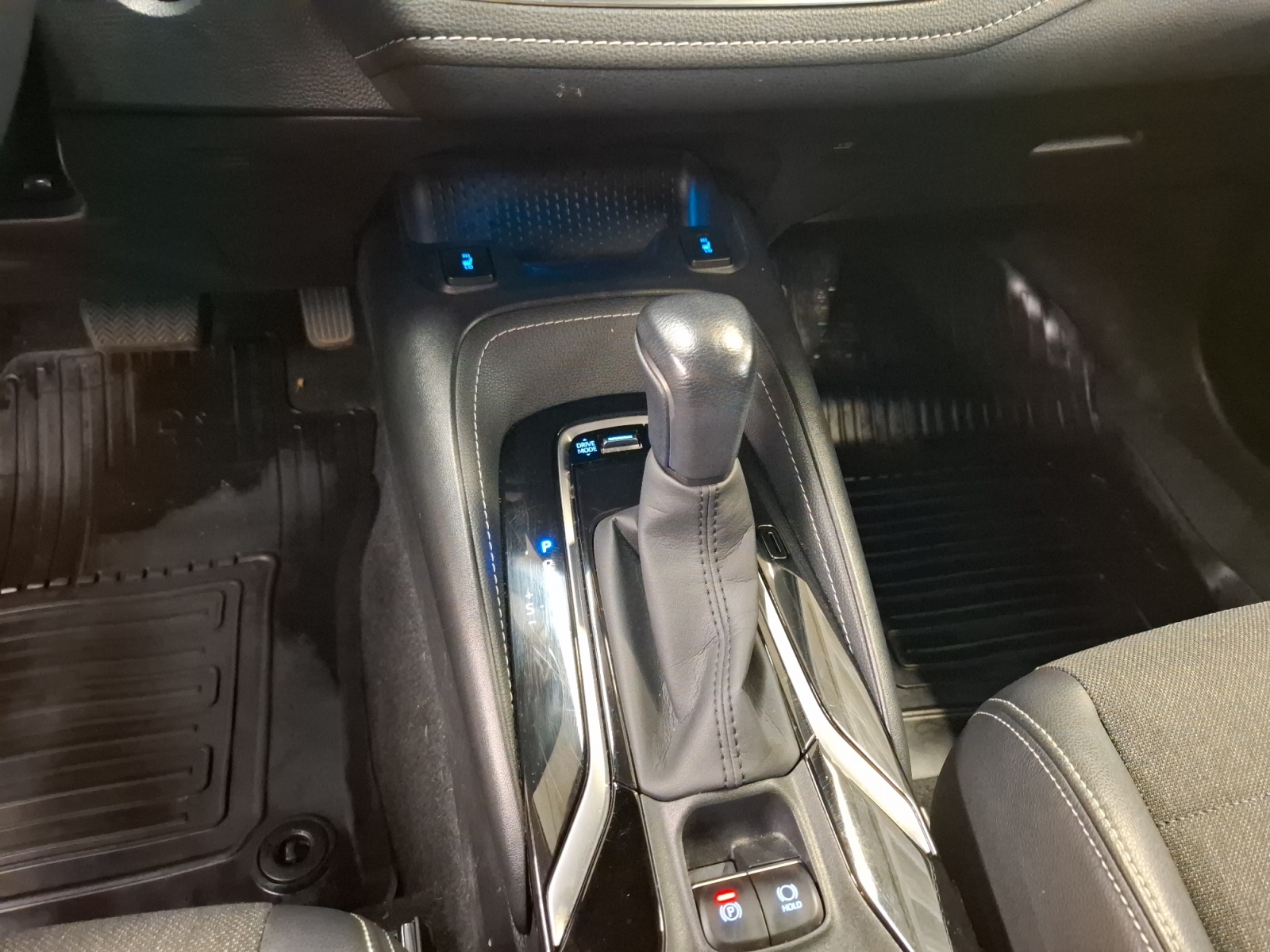 Toyota Corolla 13