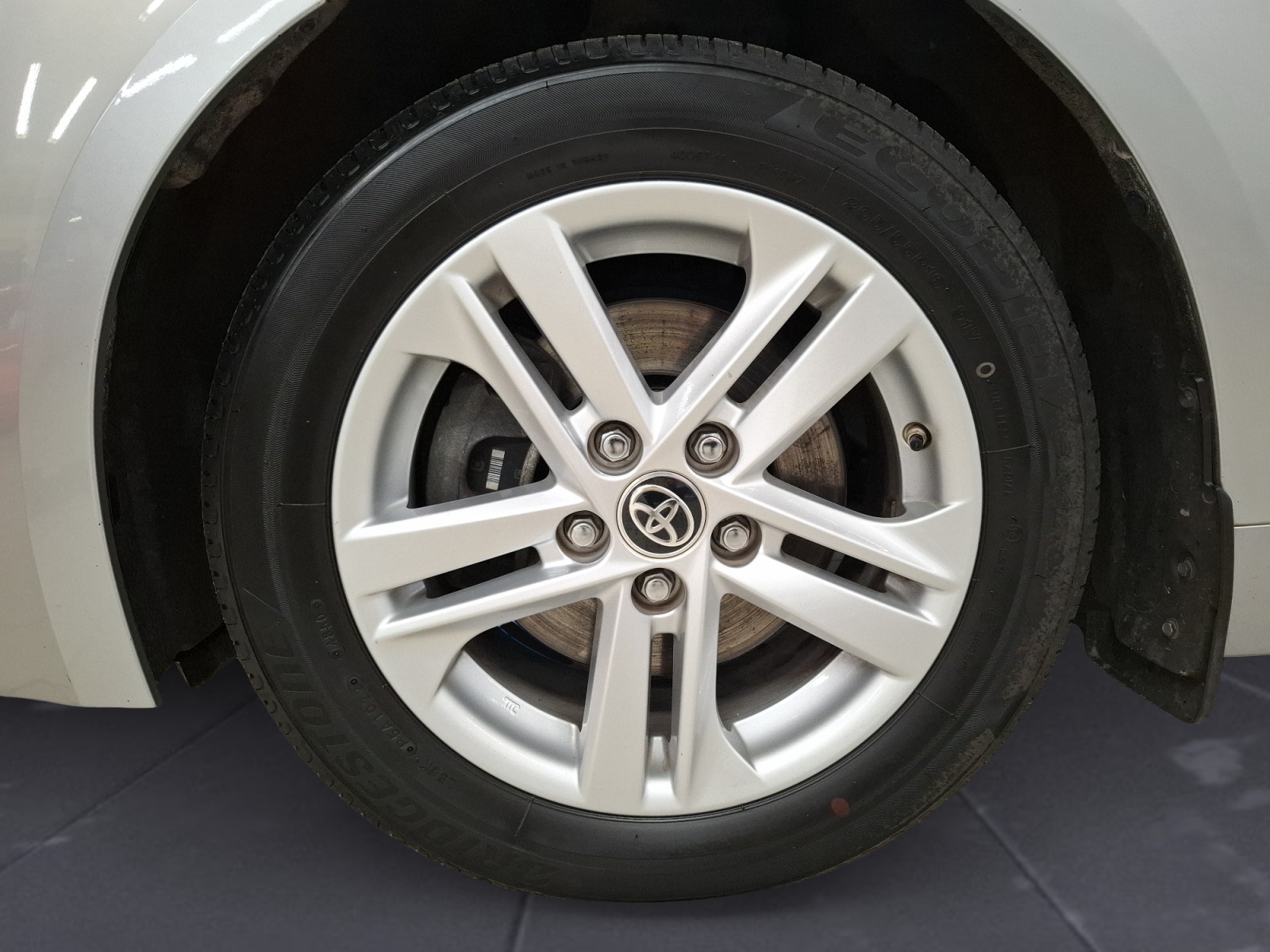 Toyota Corolla 17
