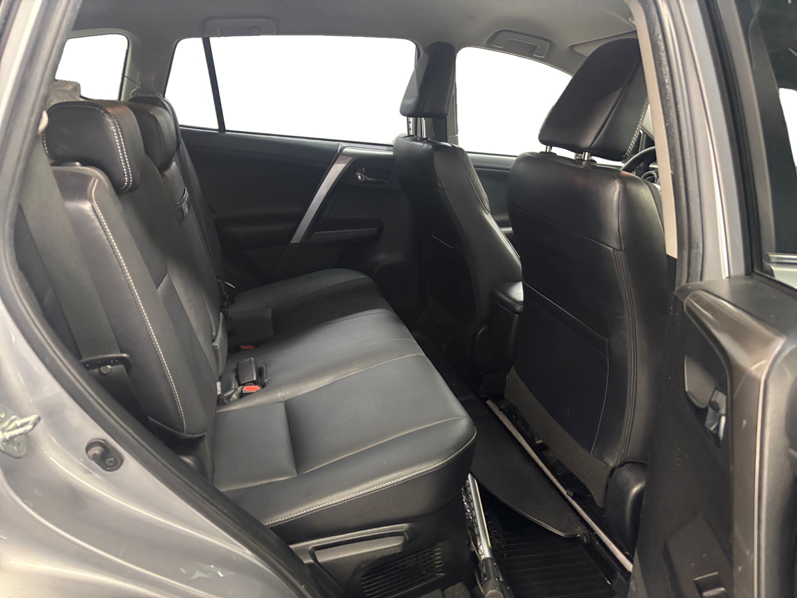 Toyota RAV4 17