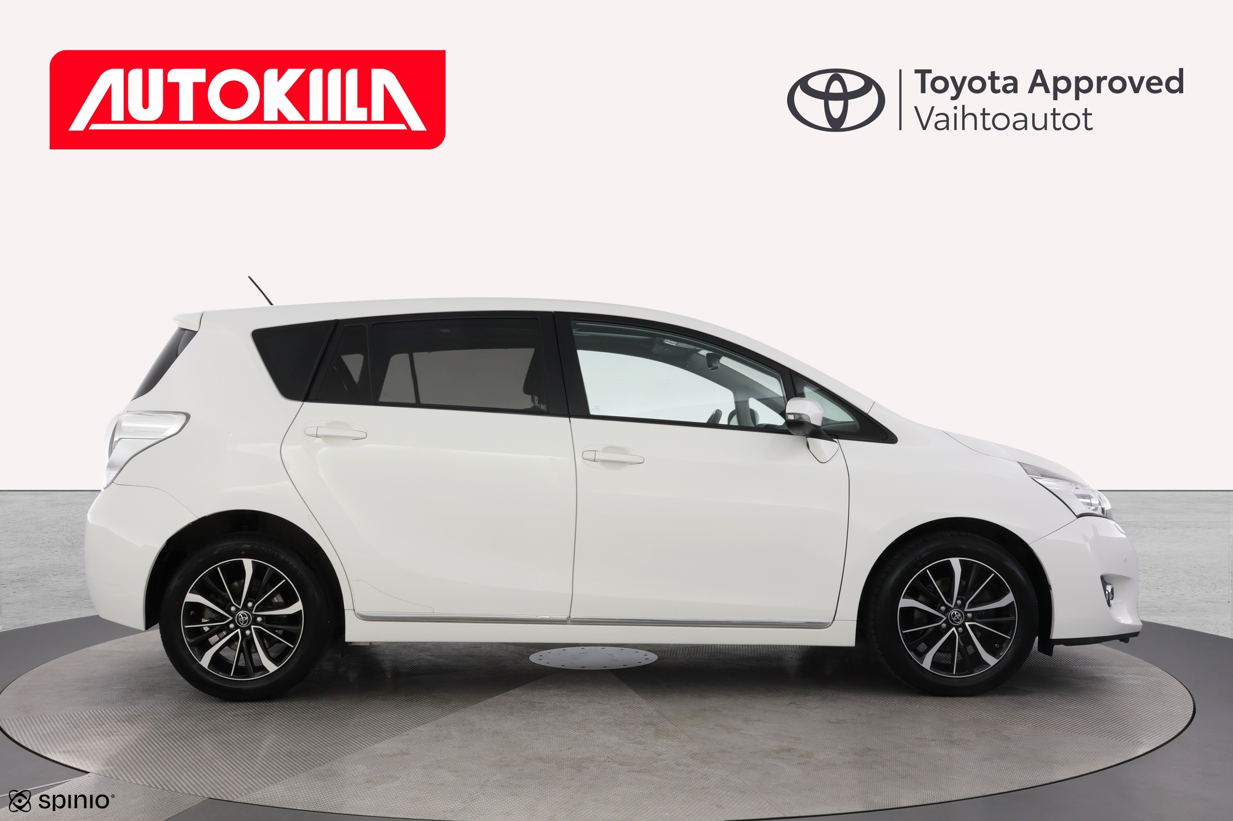 TOYOTA Verso 2017