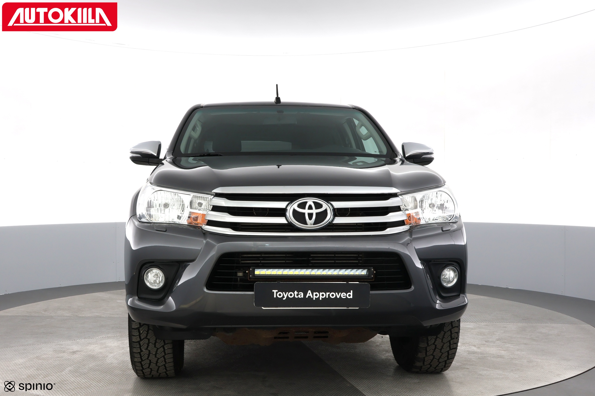 TOYOTA HILUX 2020