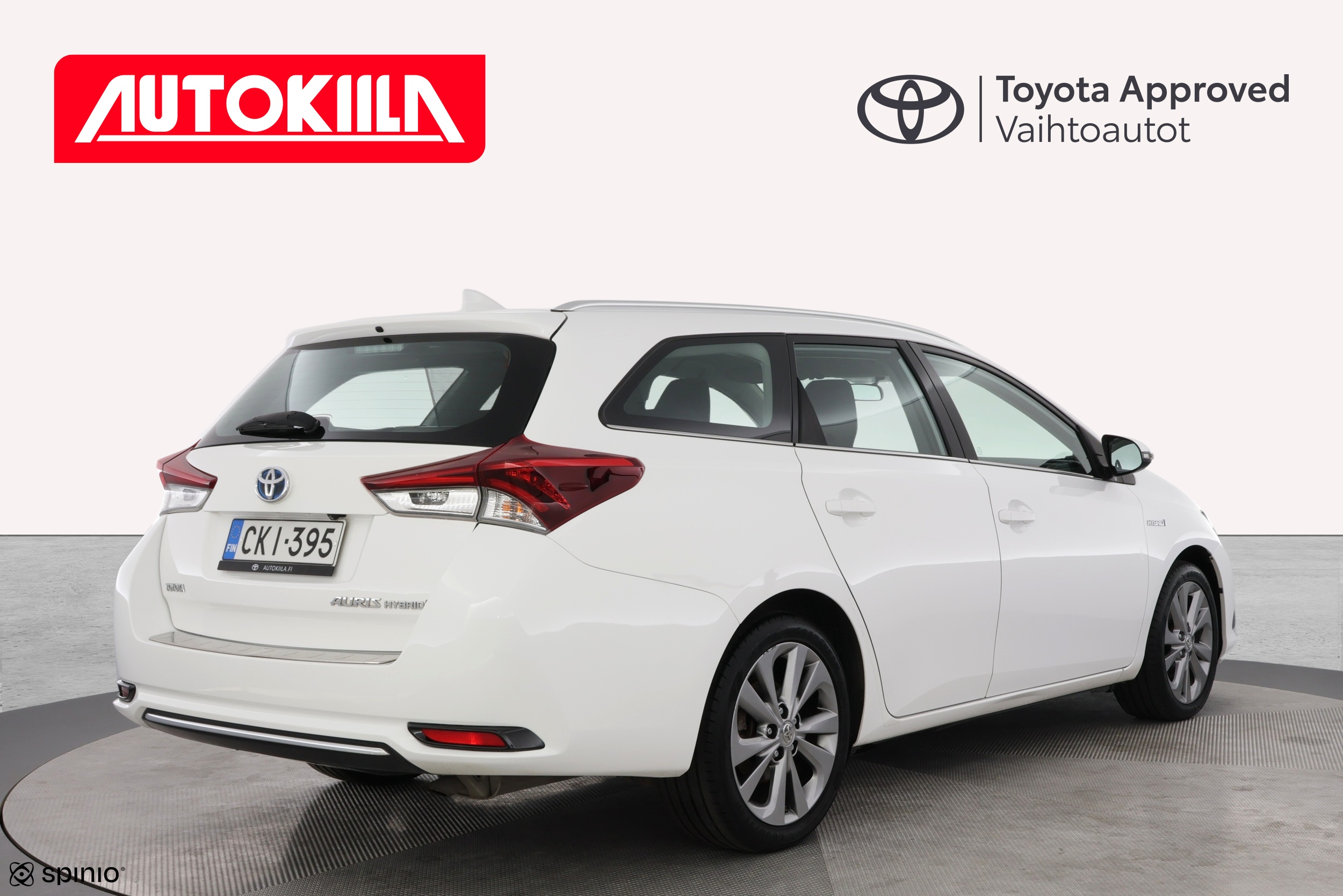 TOYOTA AURIS 2016