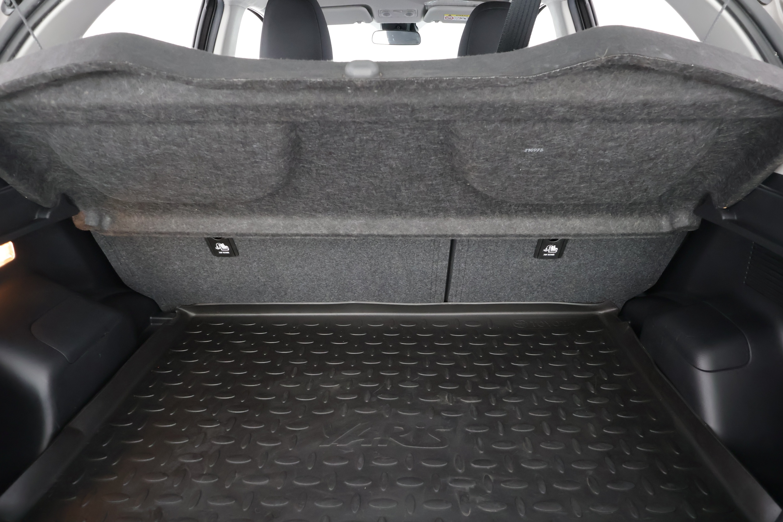 TOYOTA YARIS 2017