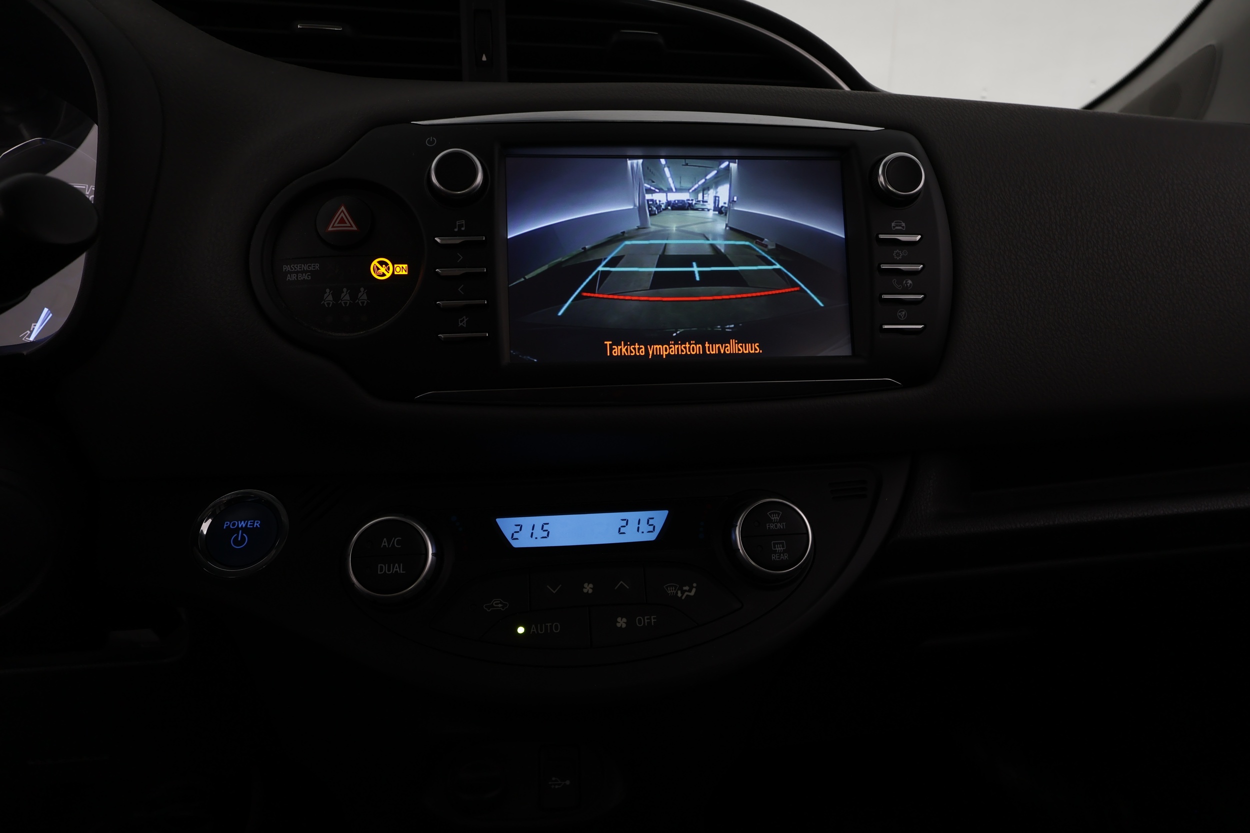 TOYOTA YARIS 2017