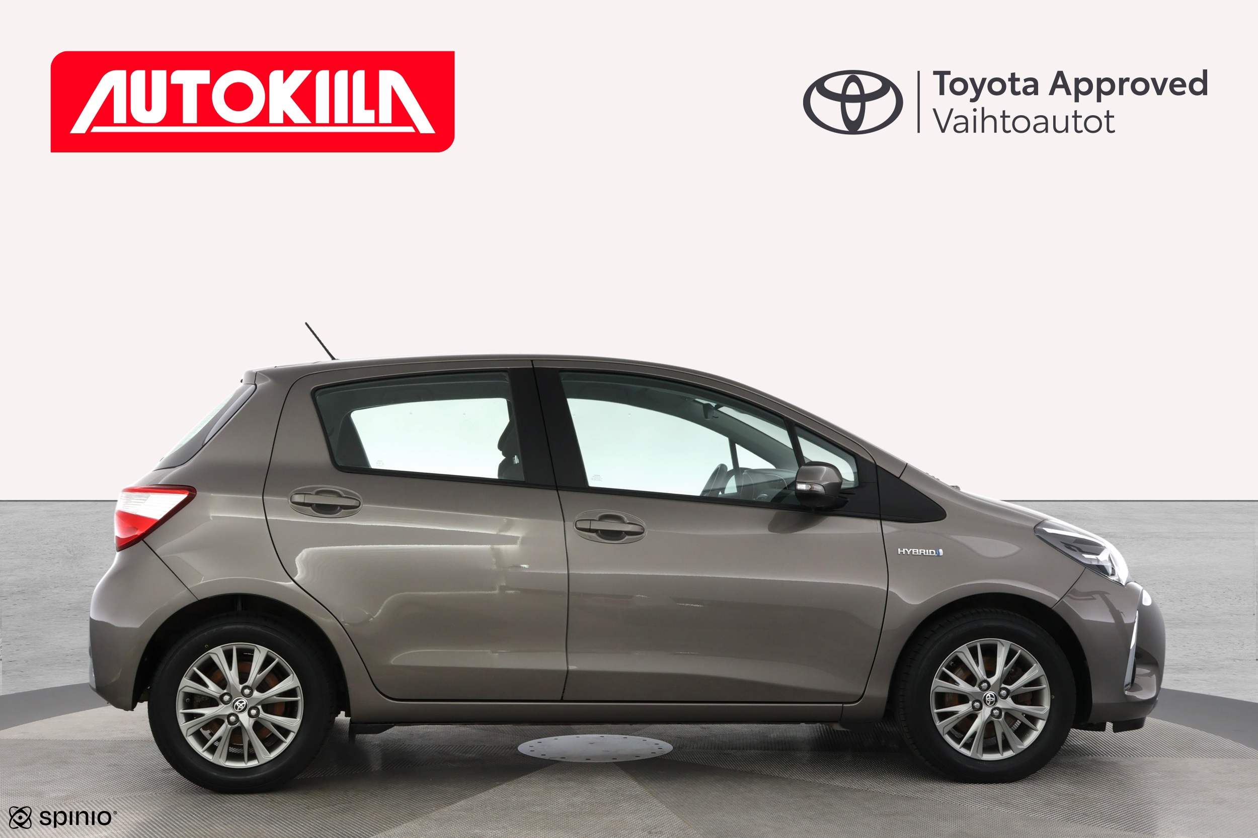 TOYOTA YARIS 2017