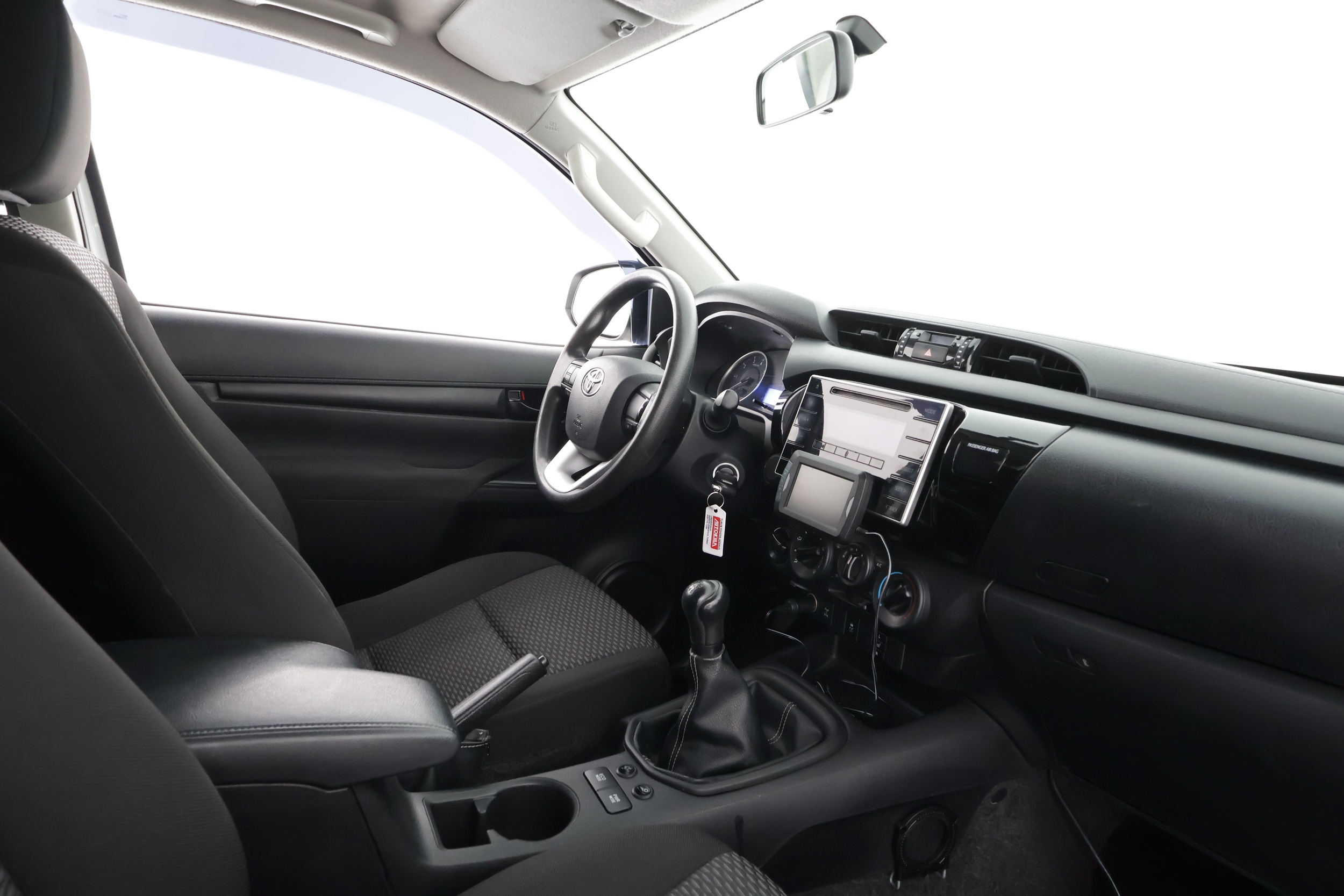 TOYOTA HILUX 2019
