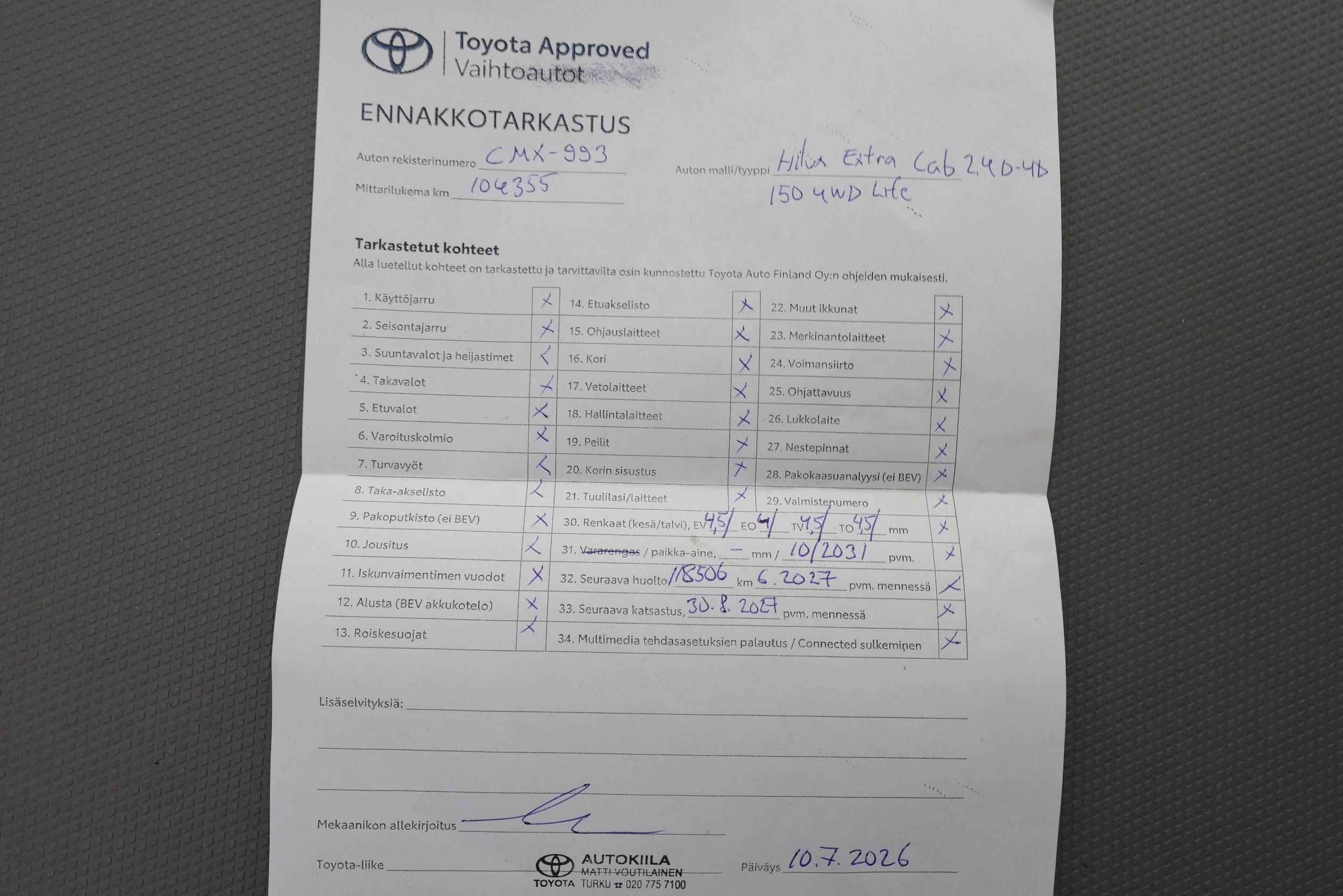 TOYOTA HILUX 2019