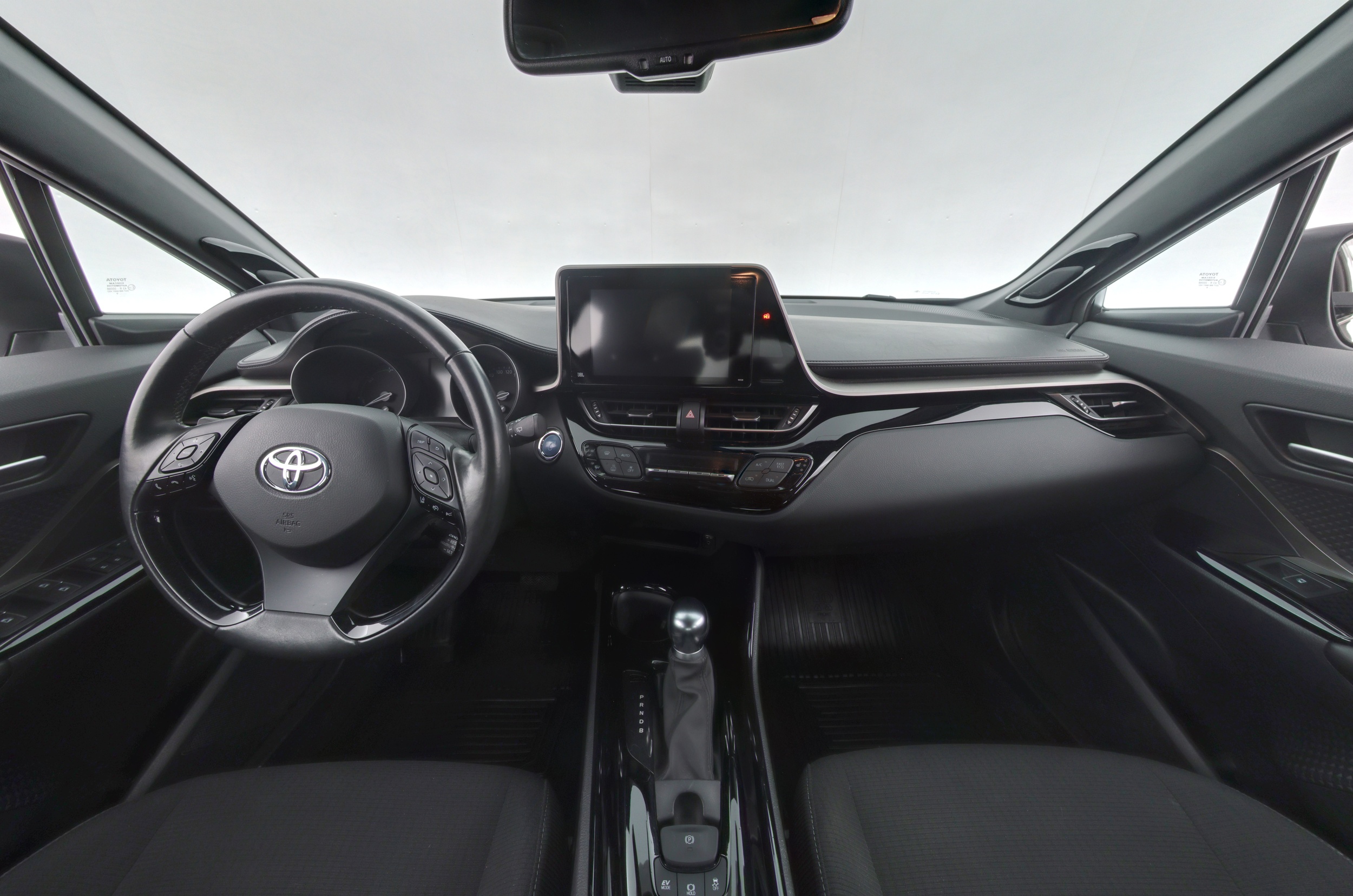 TOYOTA C-HR 2019