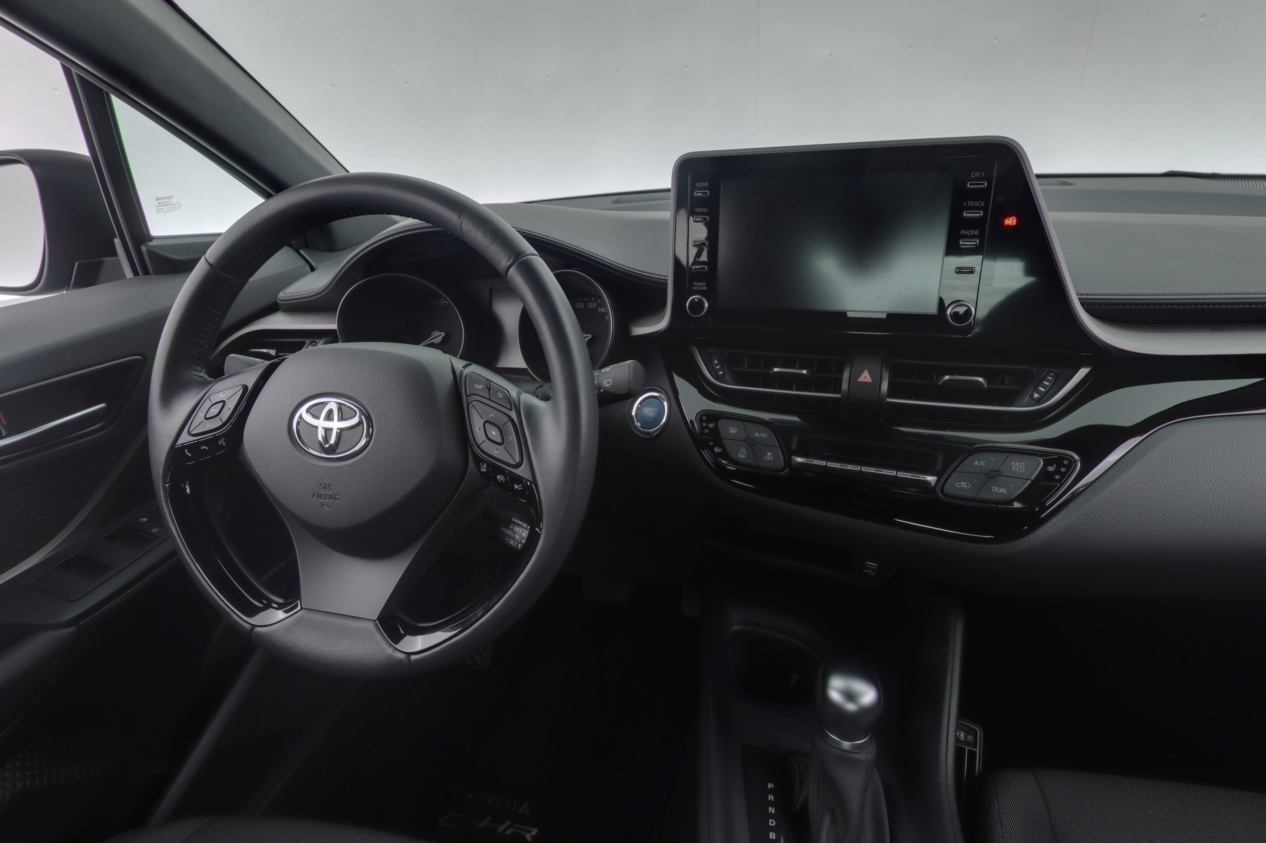 TOYOTA C-HR 2023