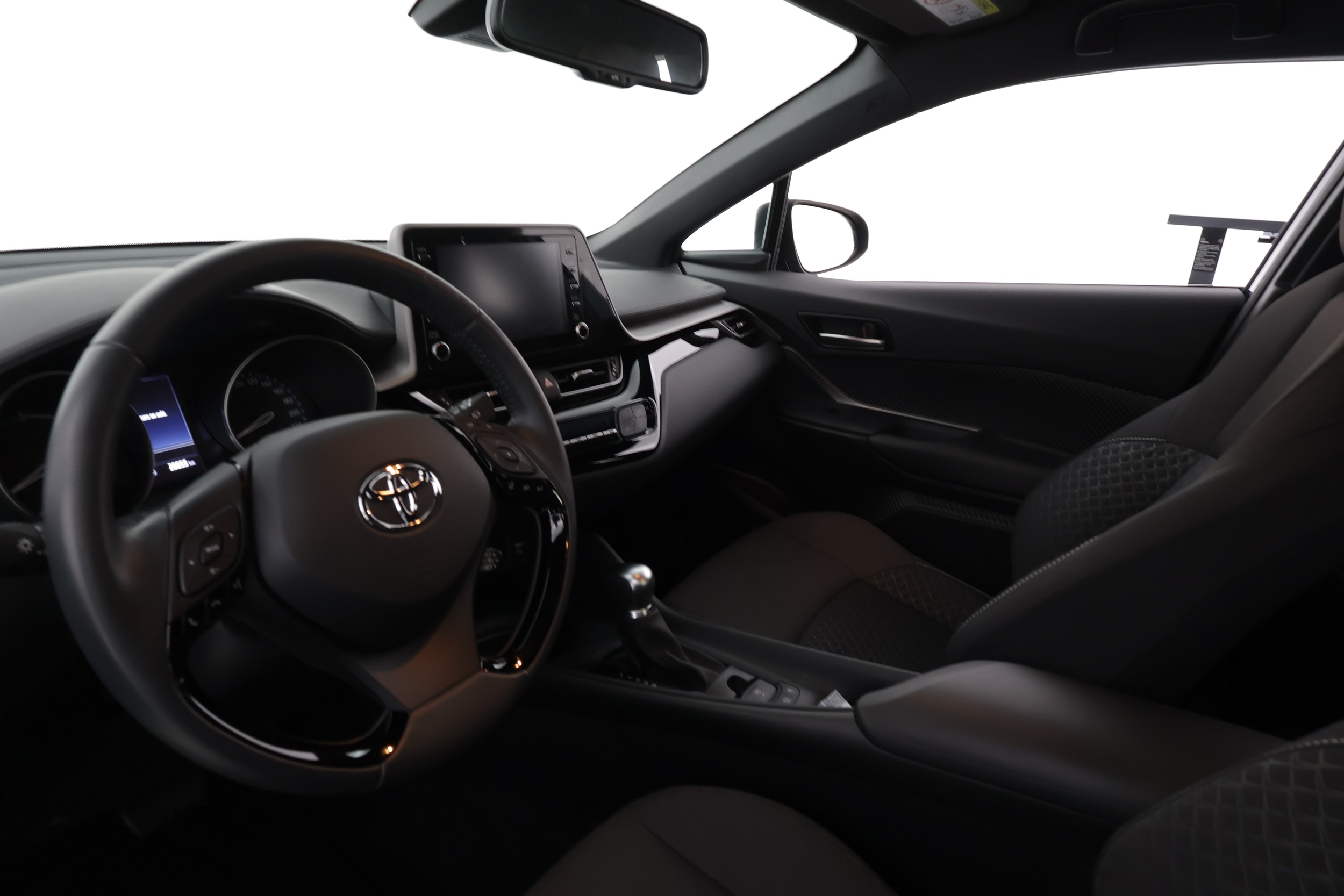 TOYOTA C-HR 2023